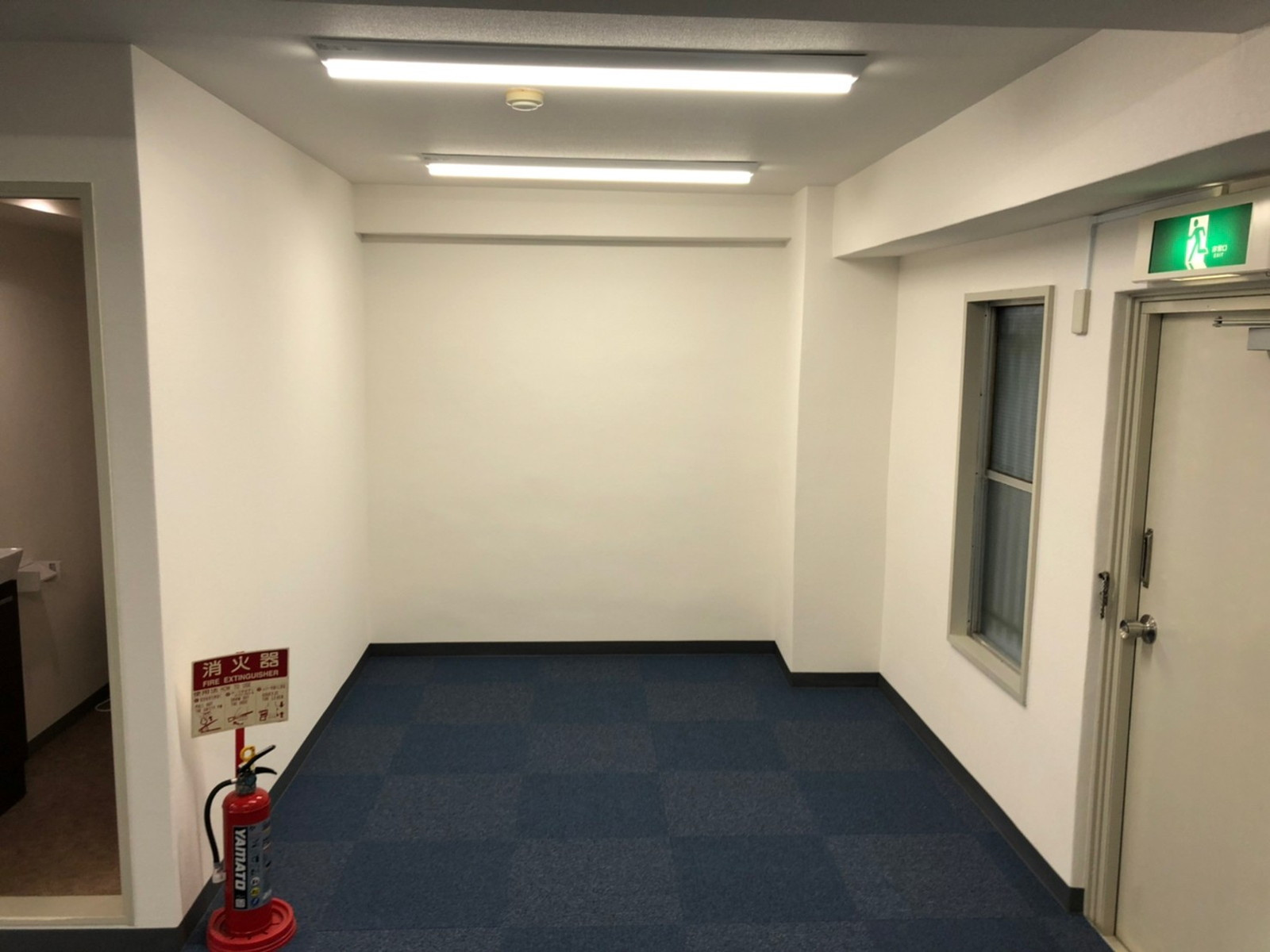 室内角の様子