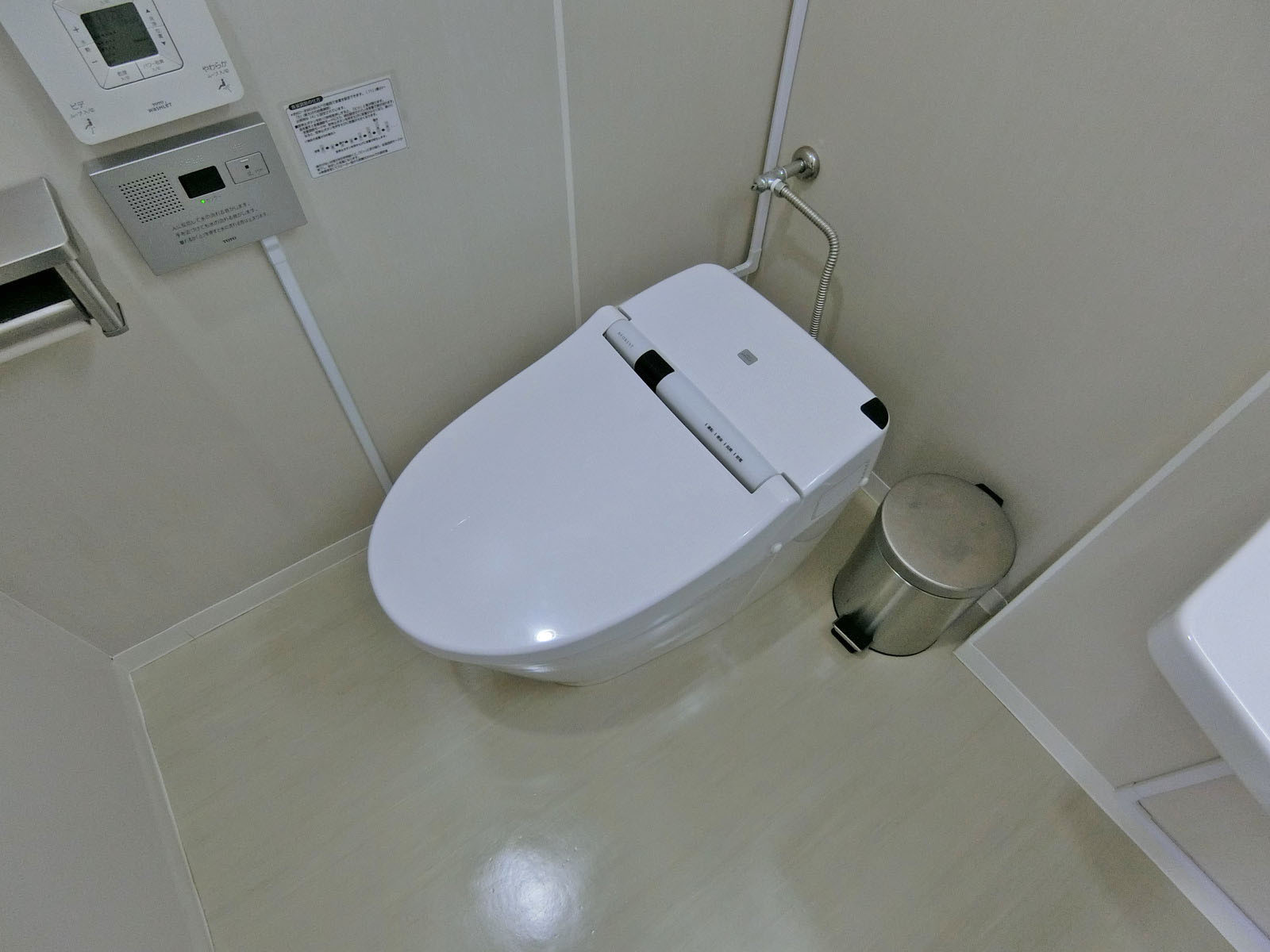 個室トイレ