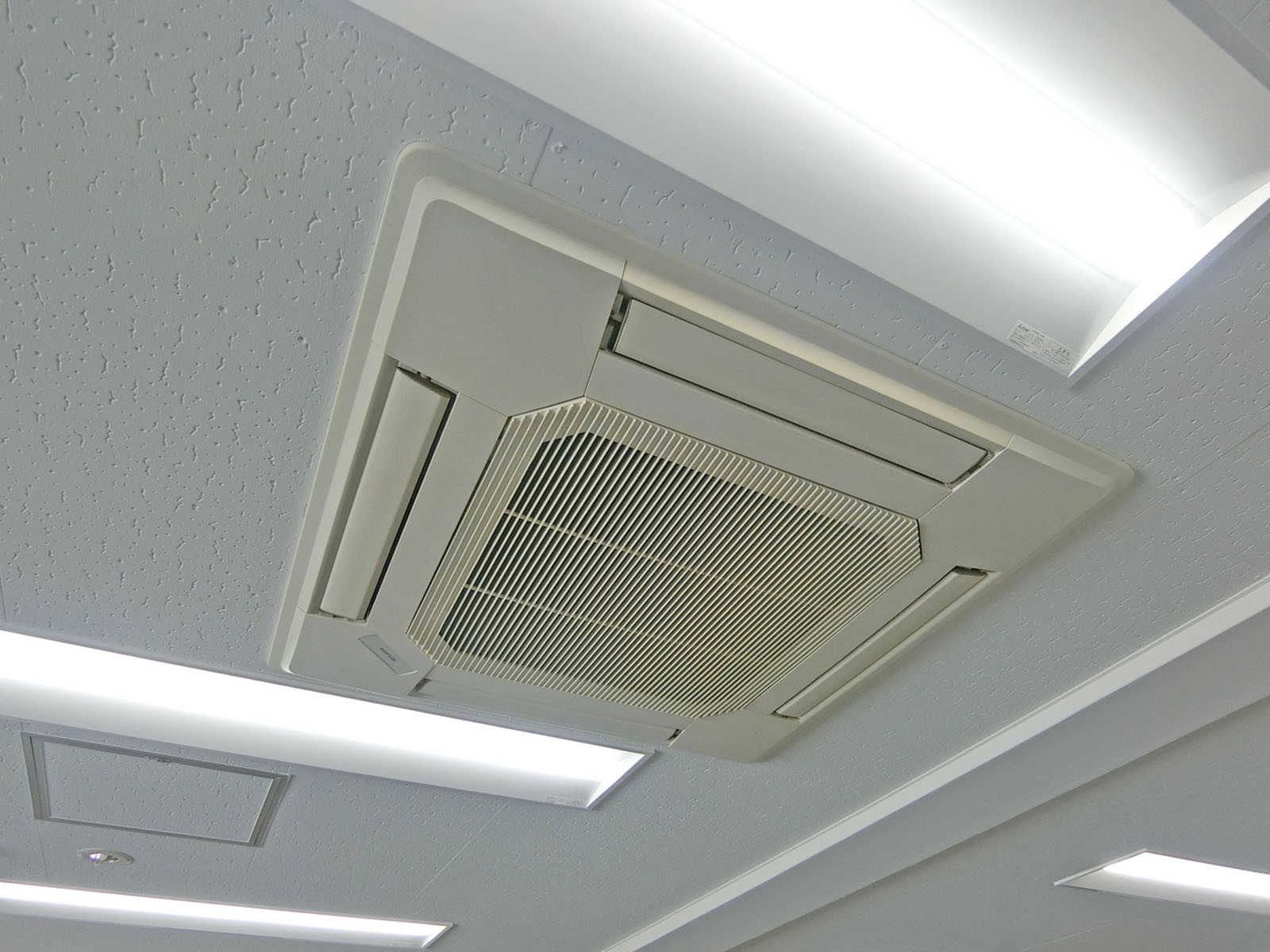 空調