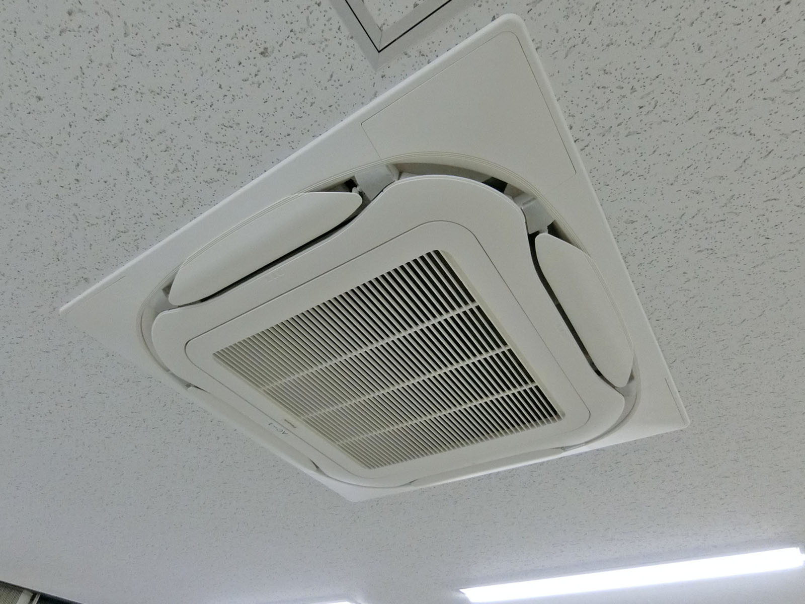 空調