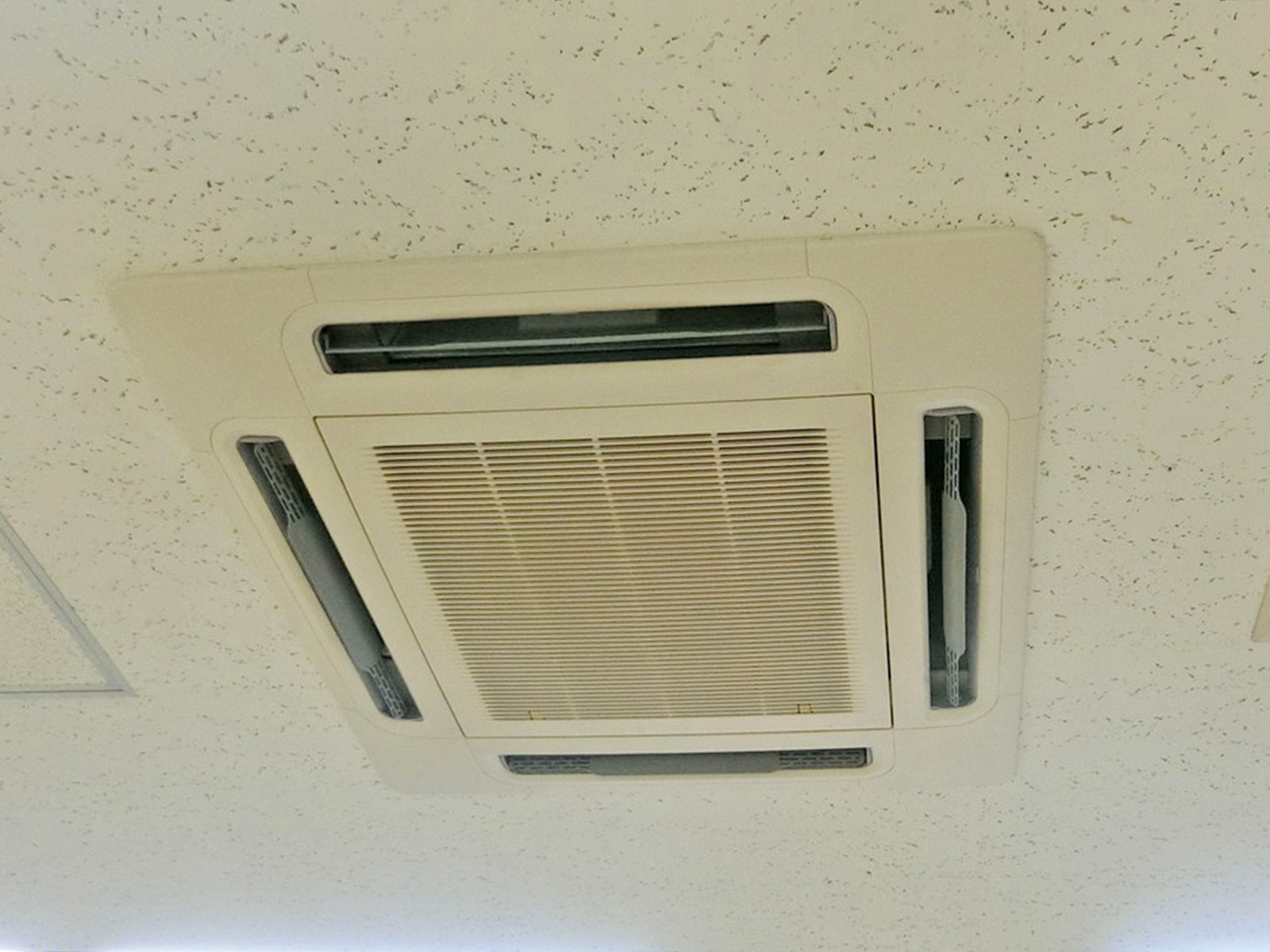 空調