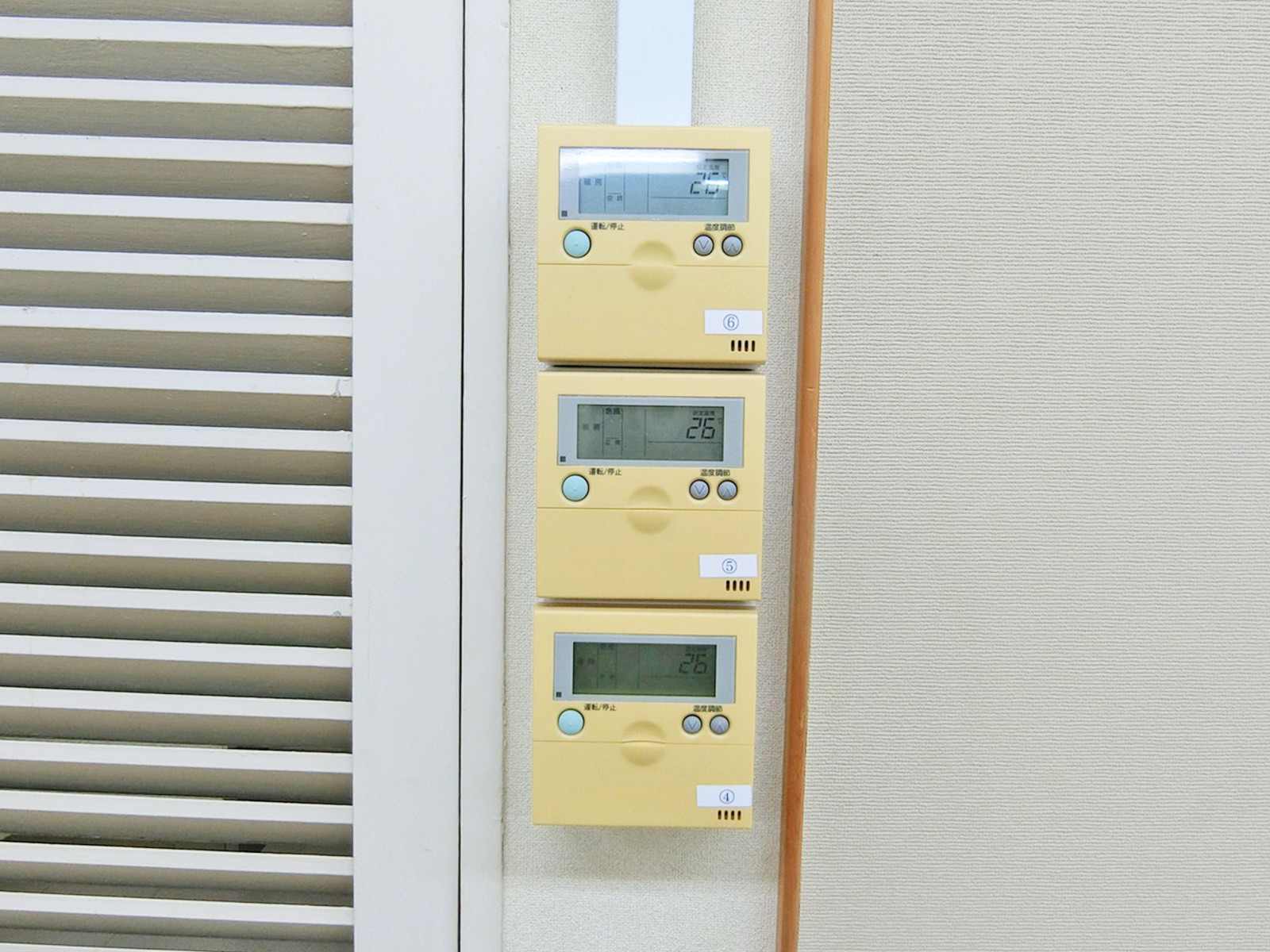 スイッチ類