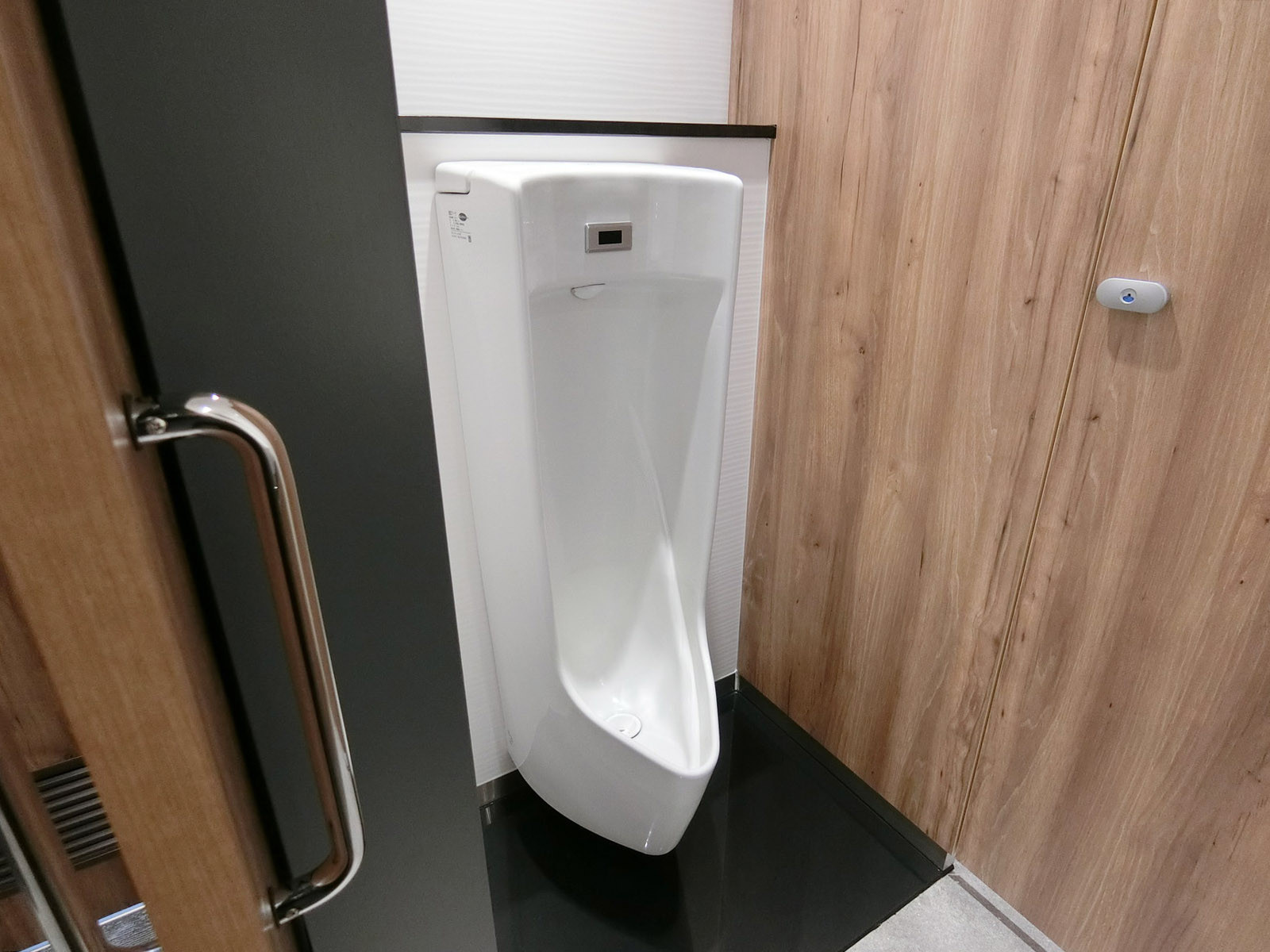 男性用トイレ
