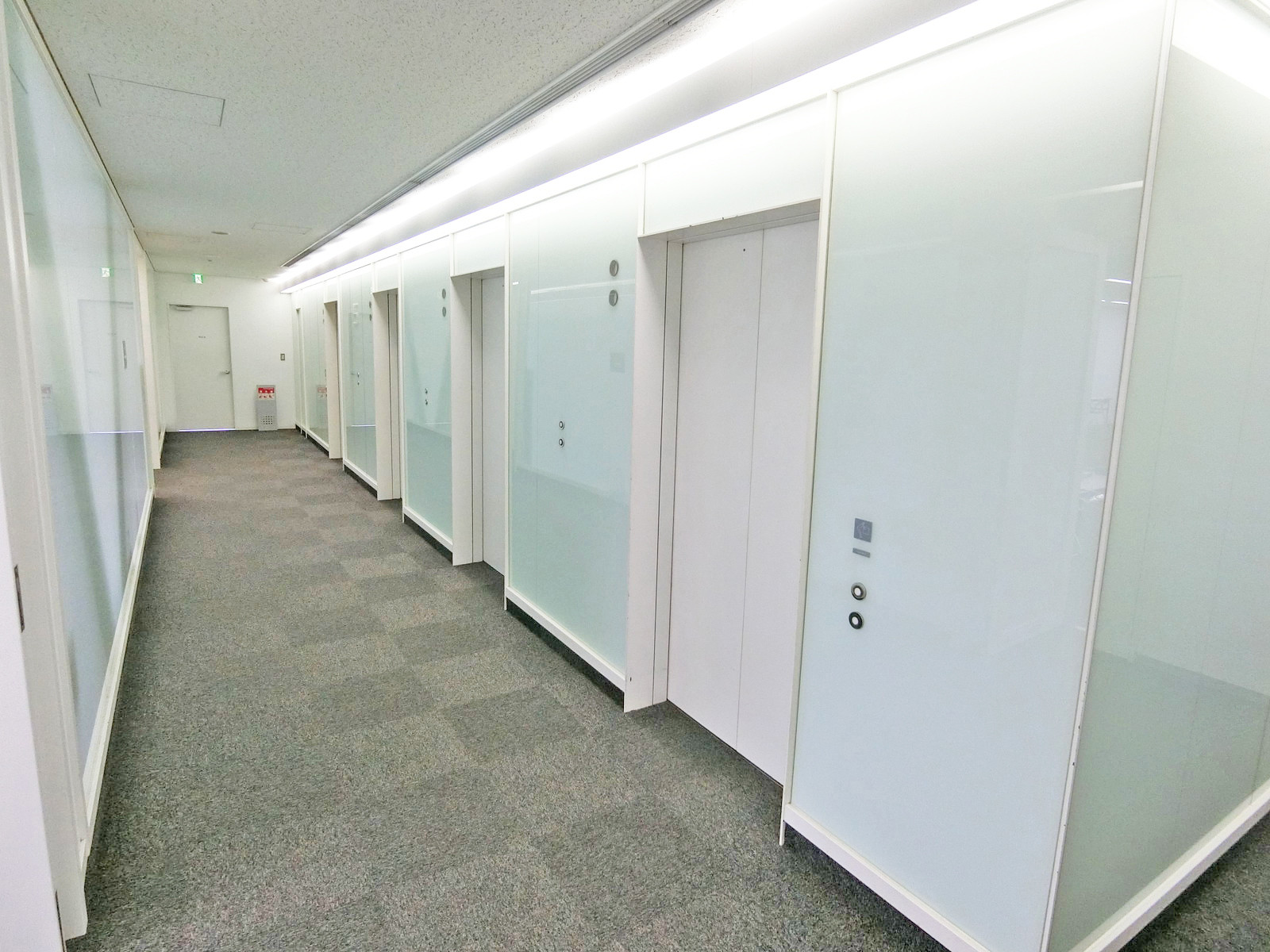 エレベーターホール