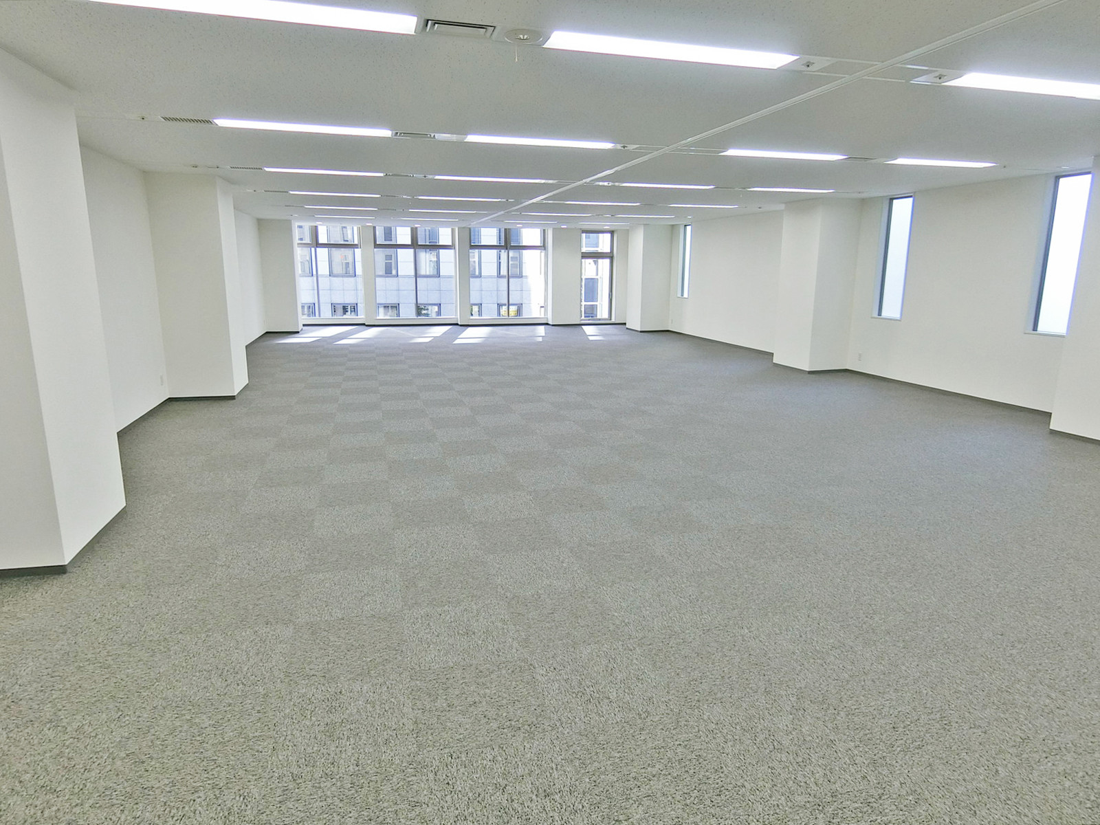 オフィス室内参考画像（3階・約59坪）