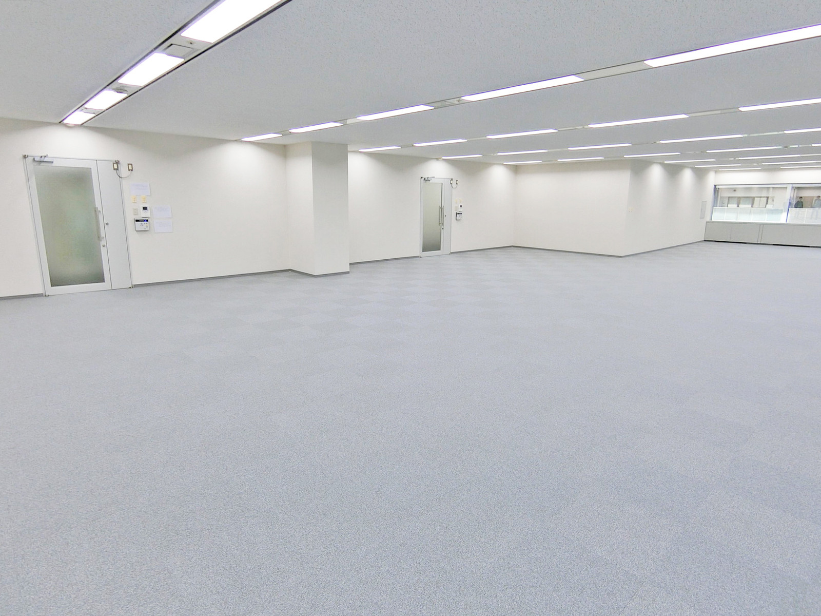 別角度の様子