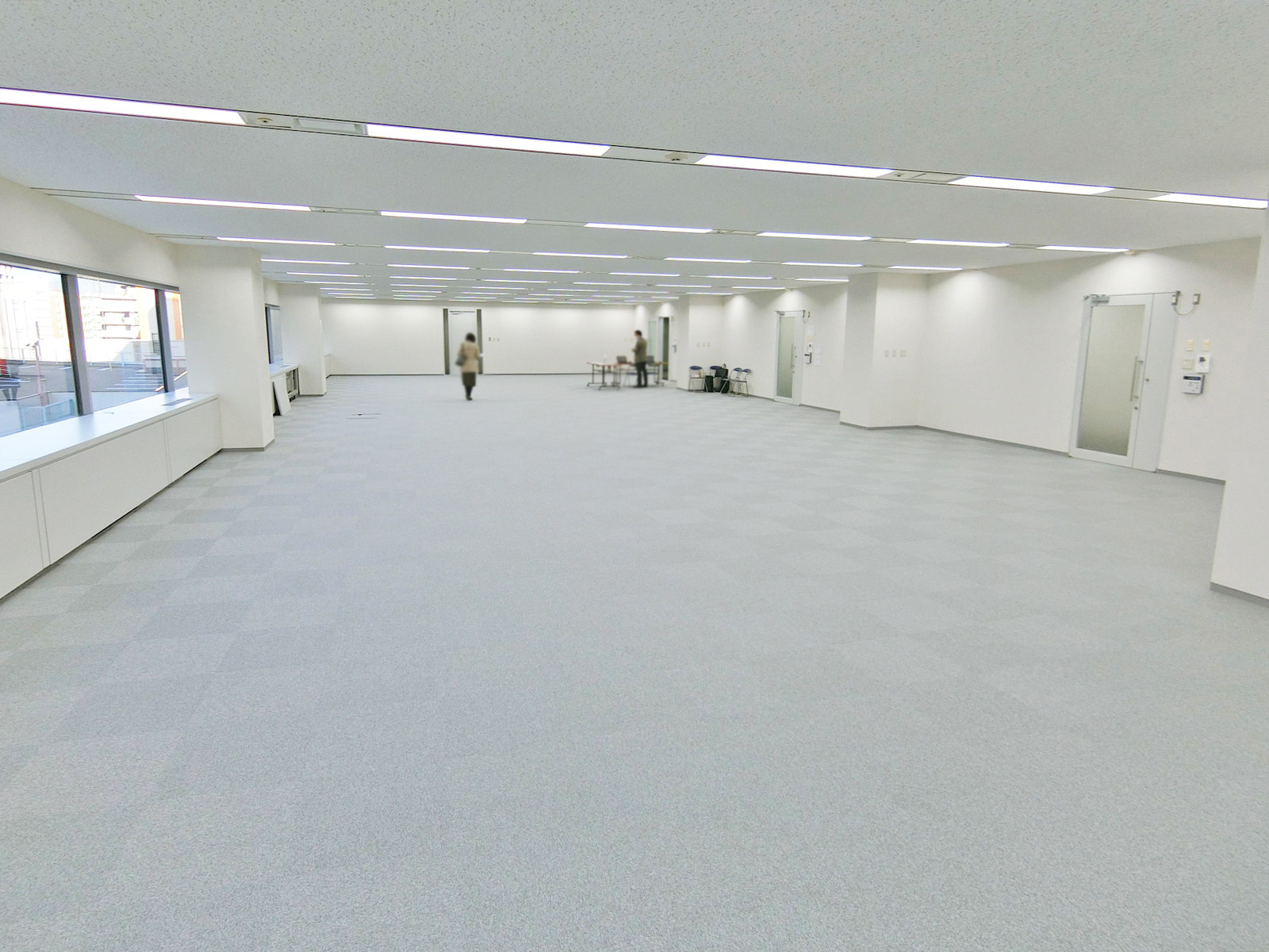 オフィス室内参考画像（6階・約100坪）