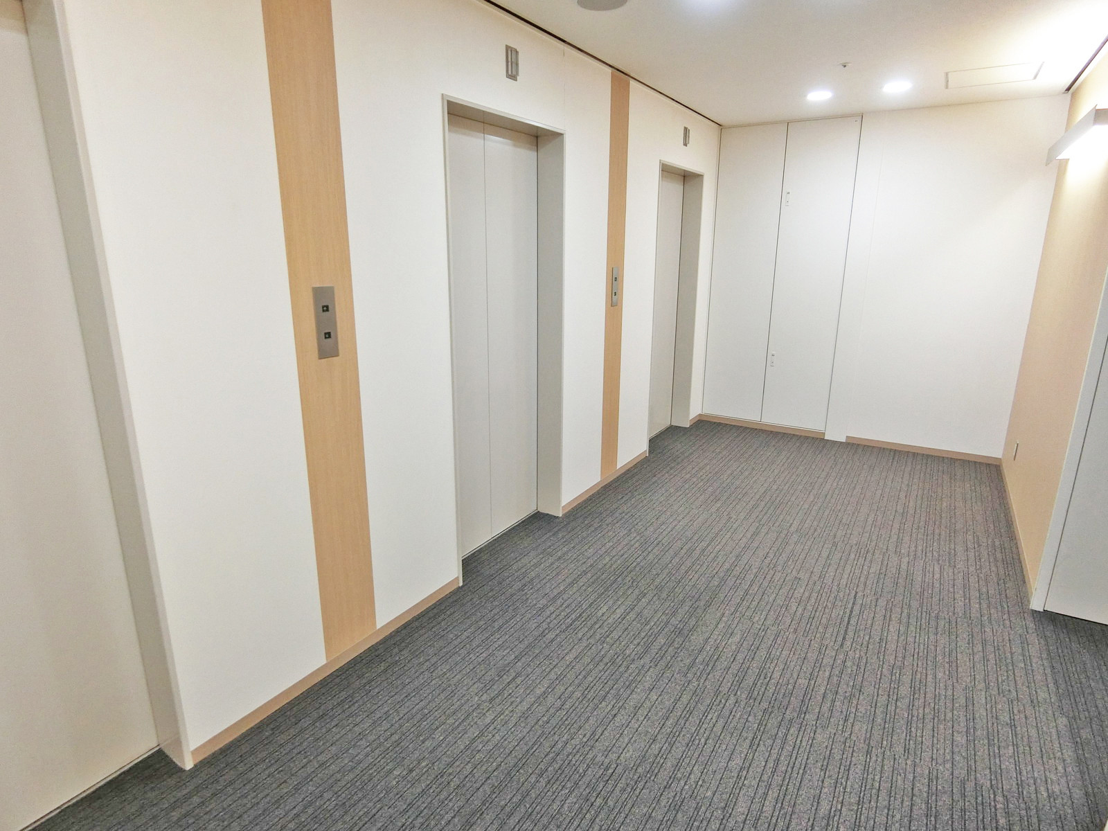 エレベーターホール