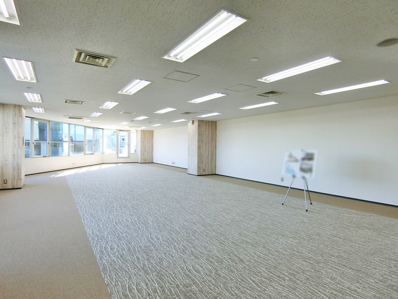 オフィス室内参考画像(9階・約64坪)