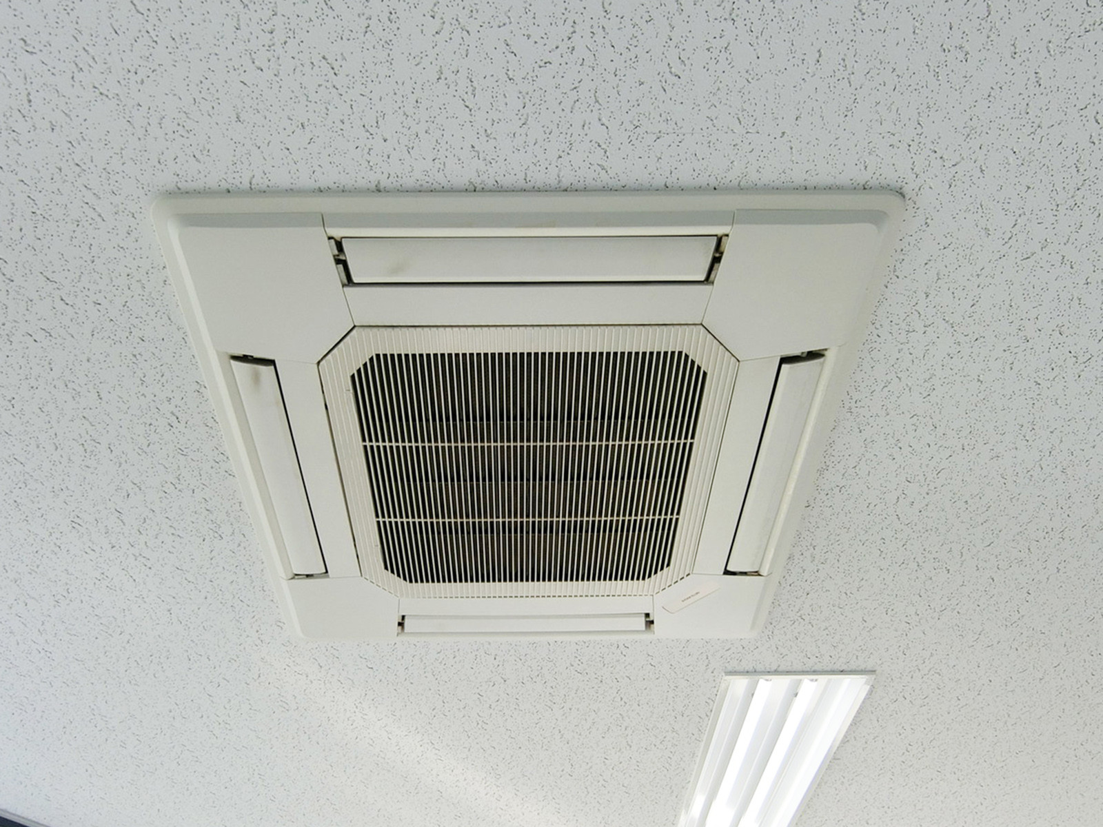 空調