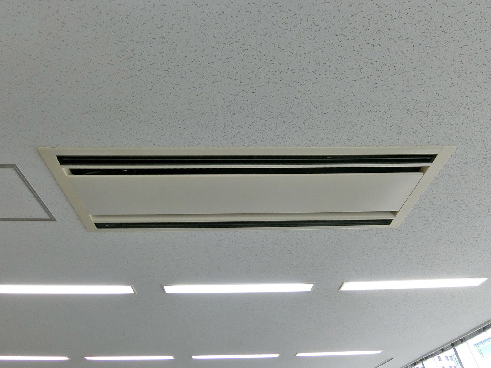 空調