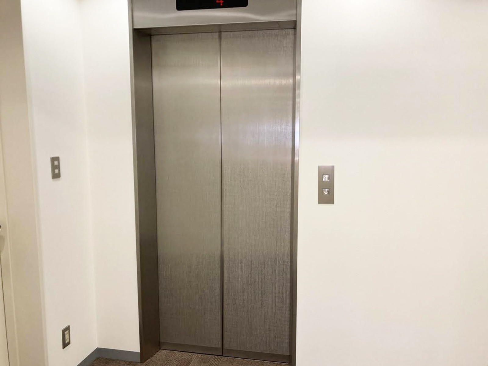 エレベーター