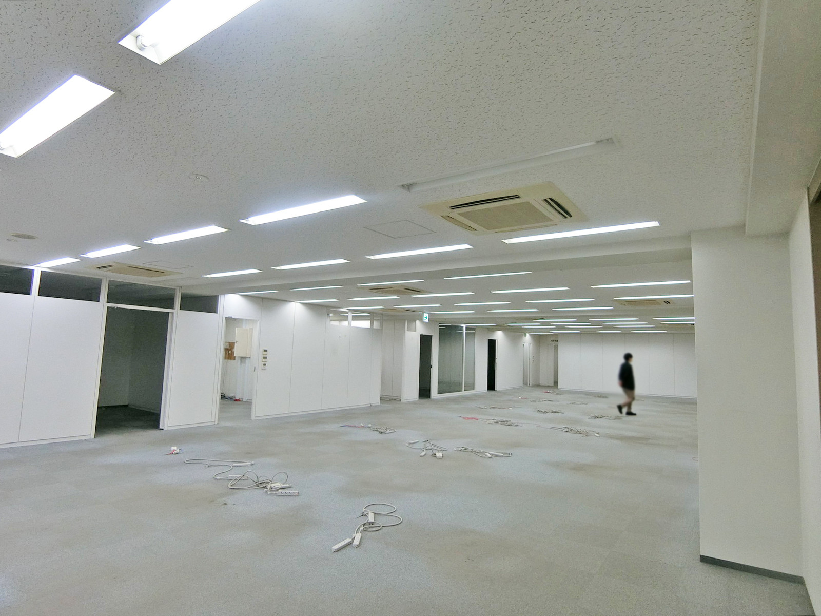 オフィス室内参考画像（4階・約171坪）