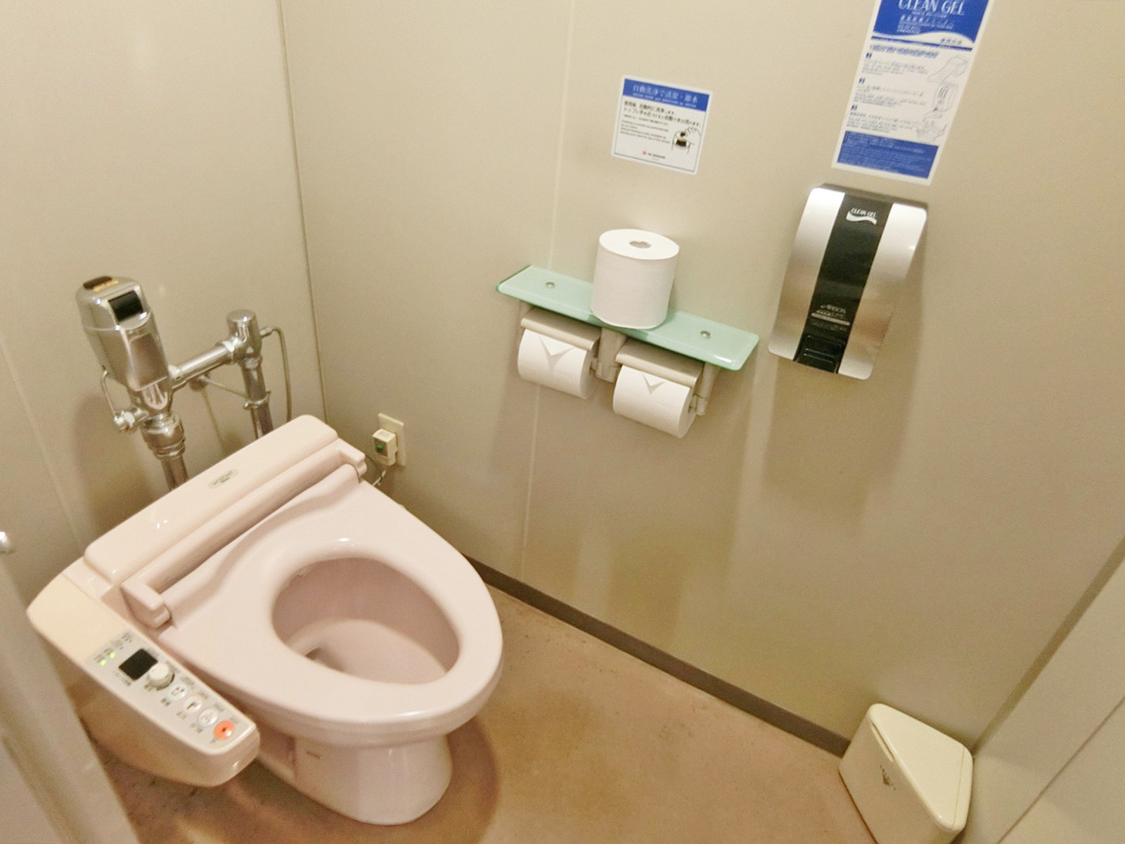 個室トイレ