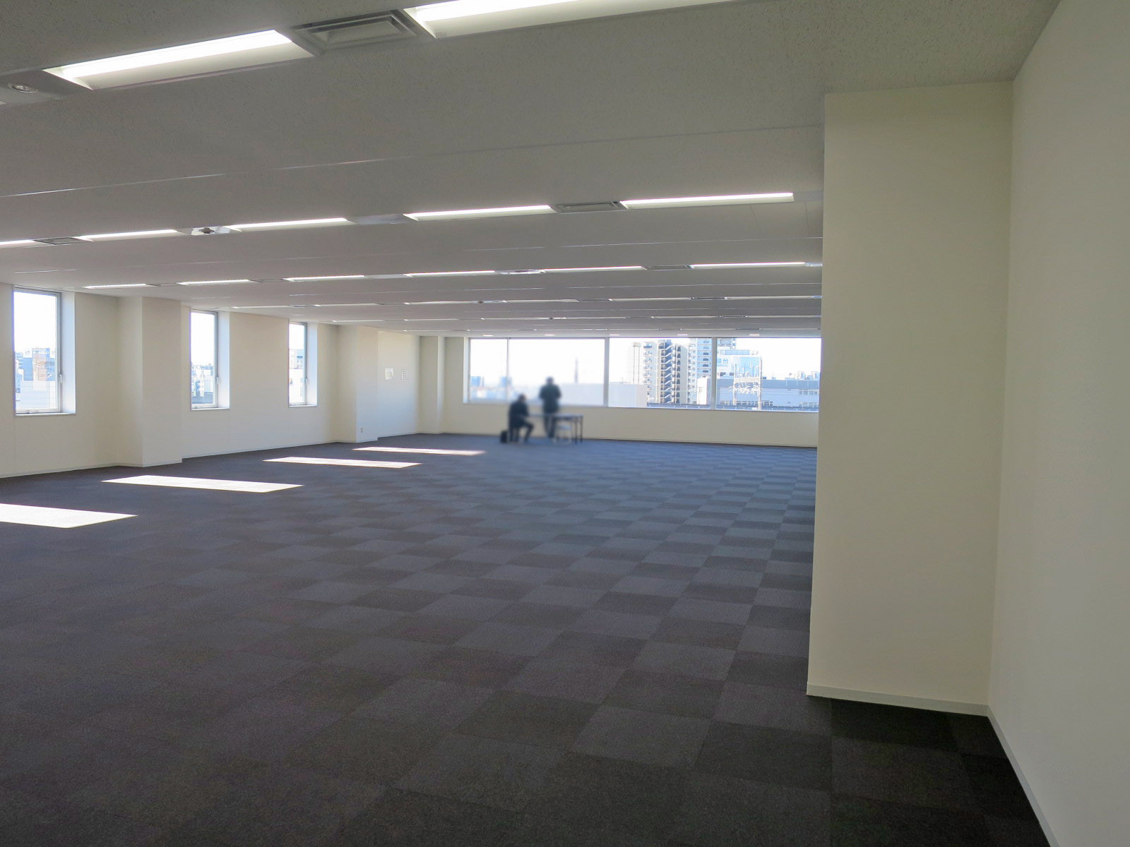 オフィス室内参考画像