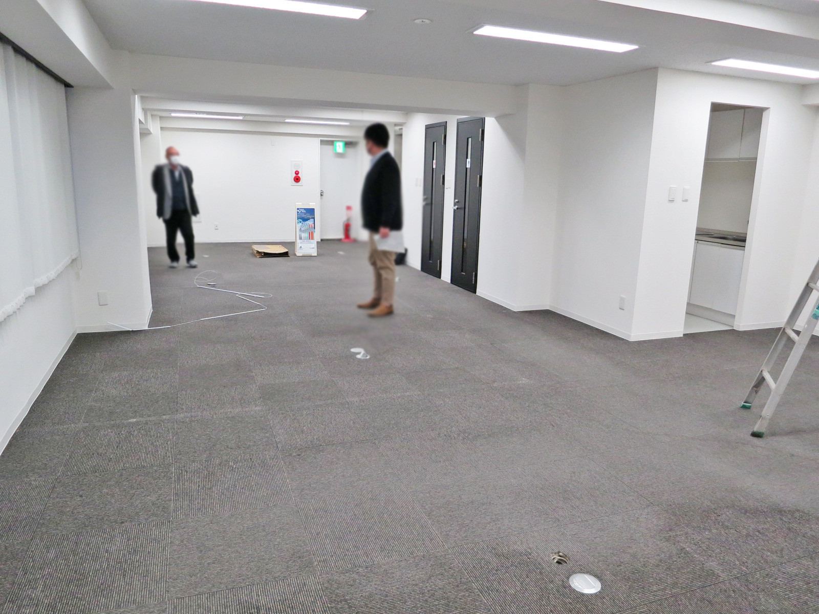 オフィス室内参考画像