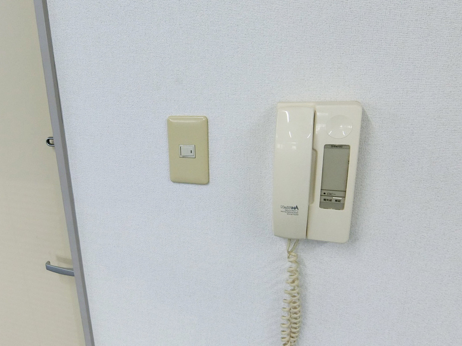 インターホン