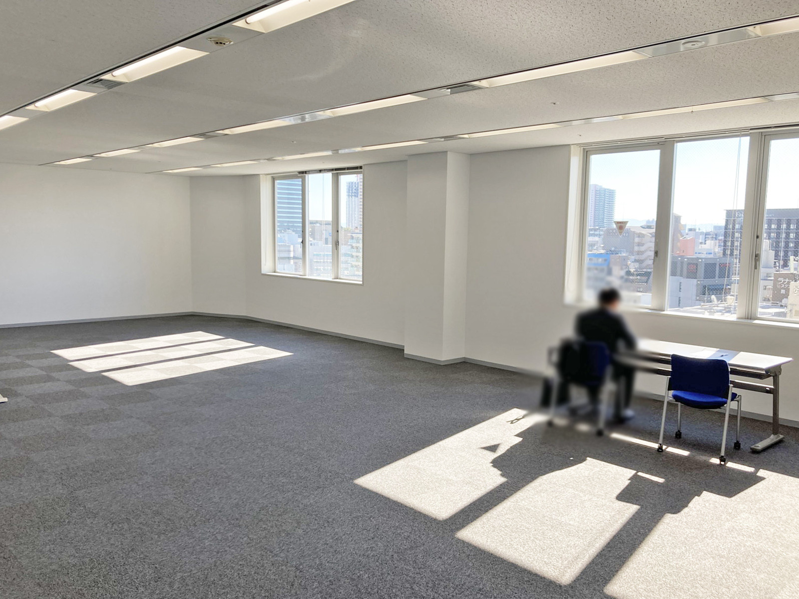 別角度の様子