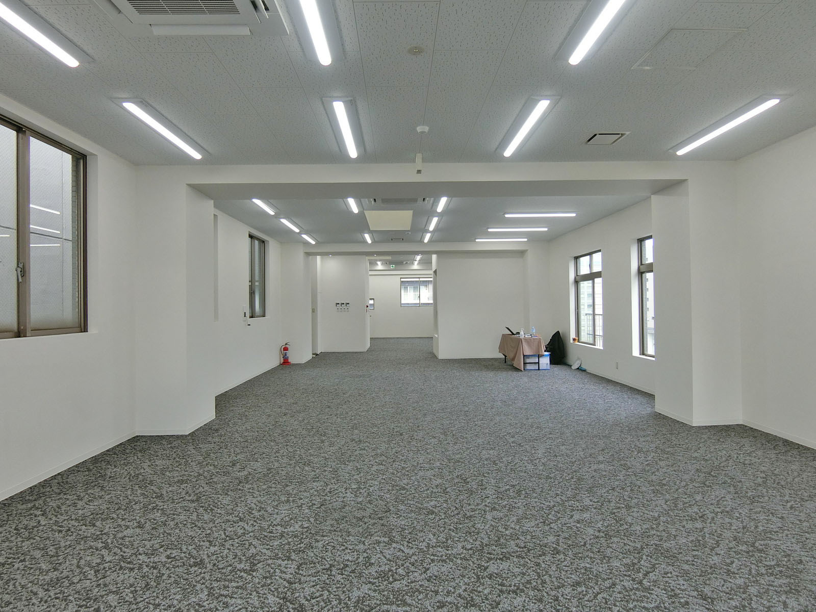 オフィス室内参考画像（9階）