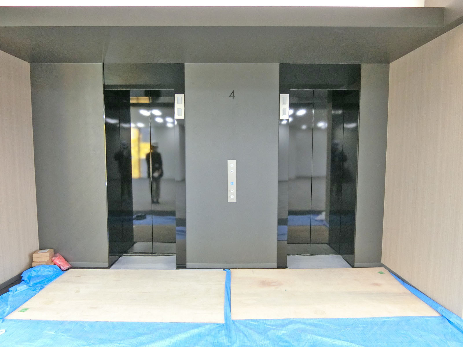 ダイレクトインのフロア