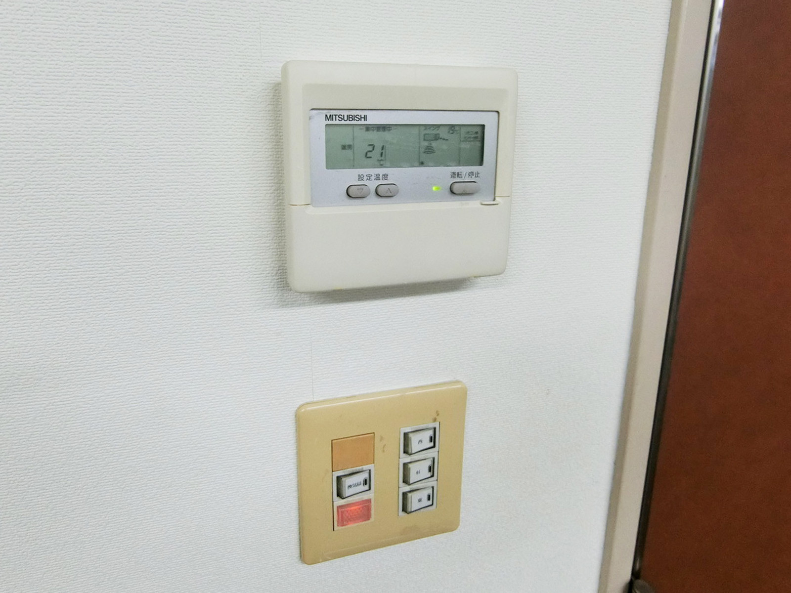 スイッチ類
