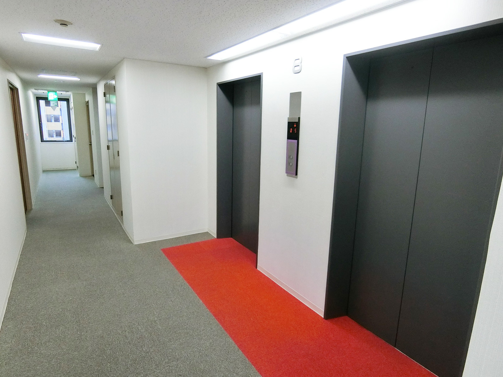 エレベーターホール