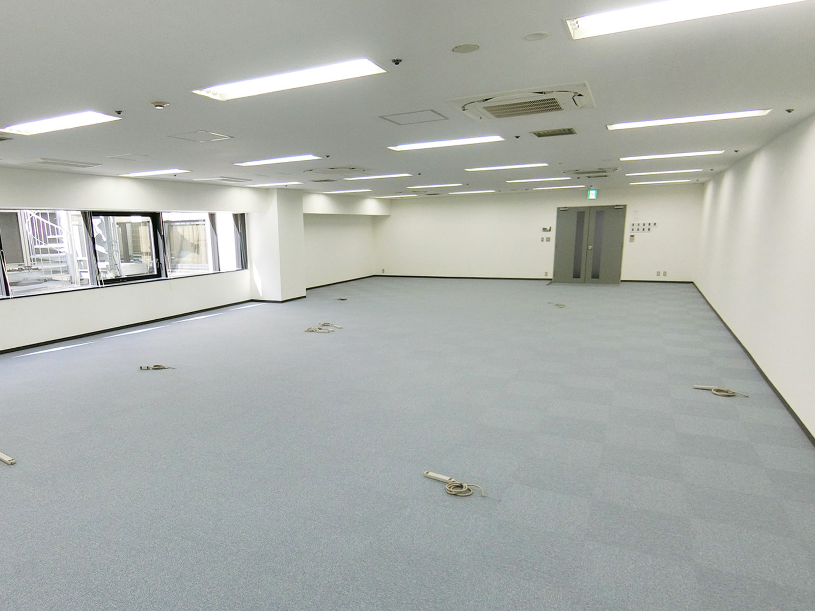 別角度の様子
