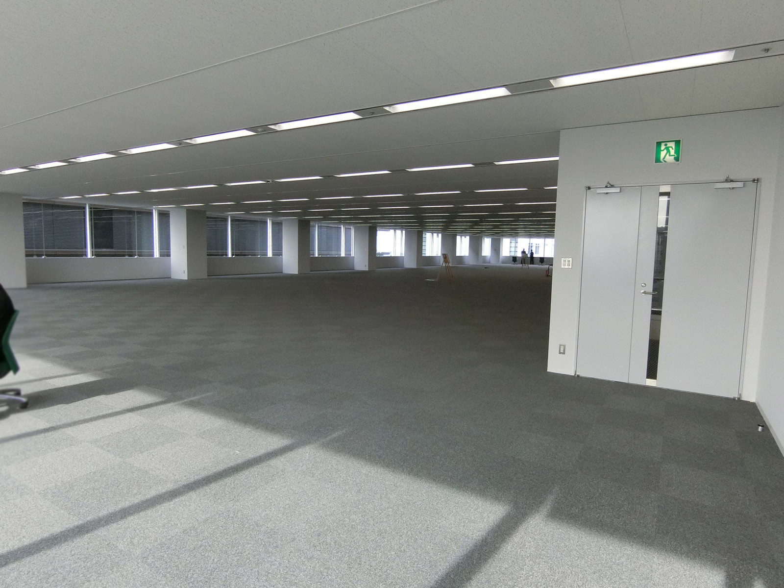 オフィス室内参考画像