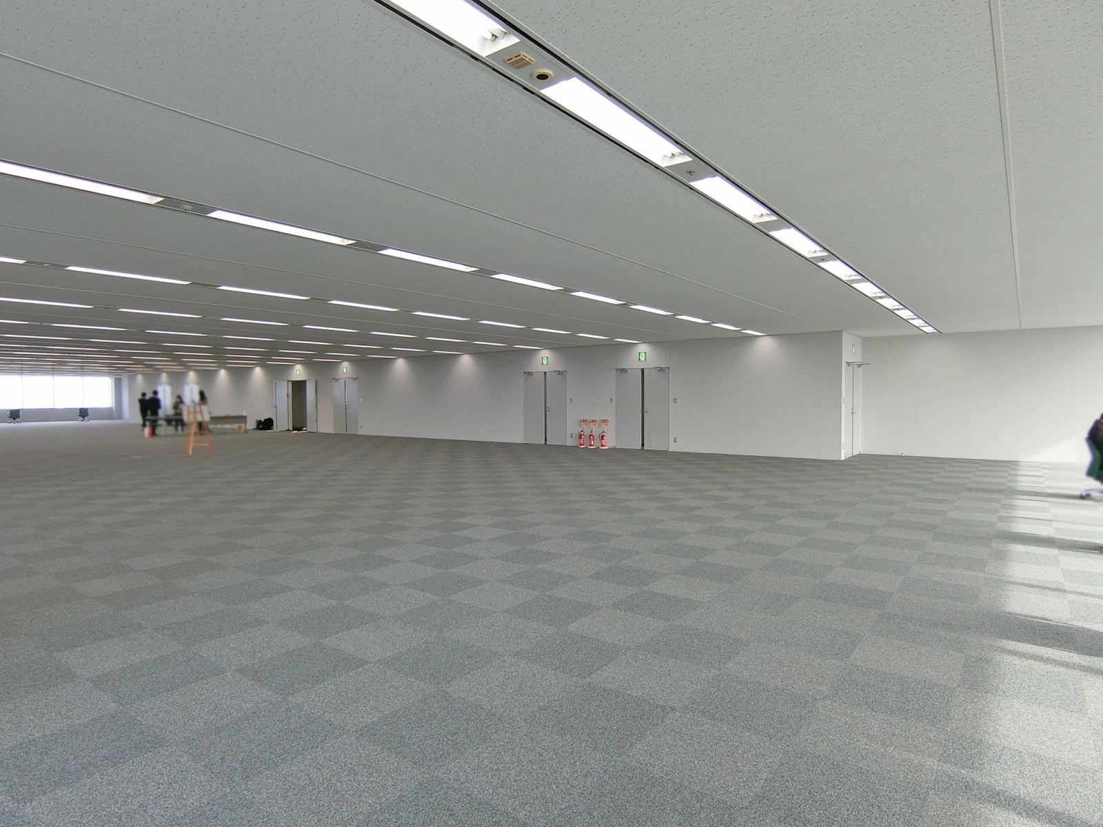 別角度の様子