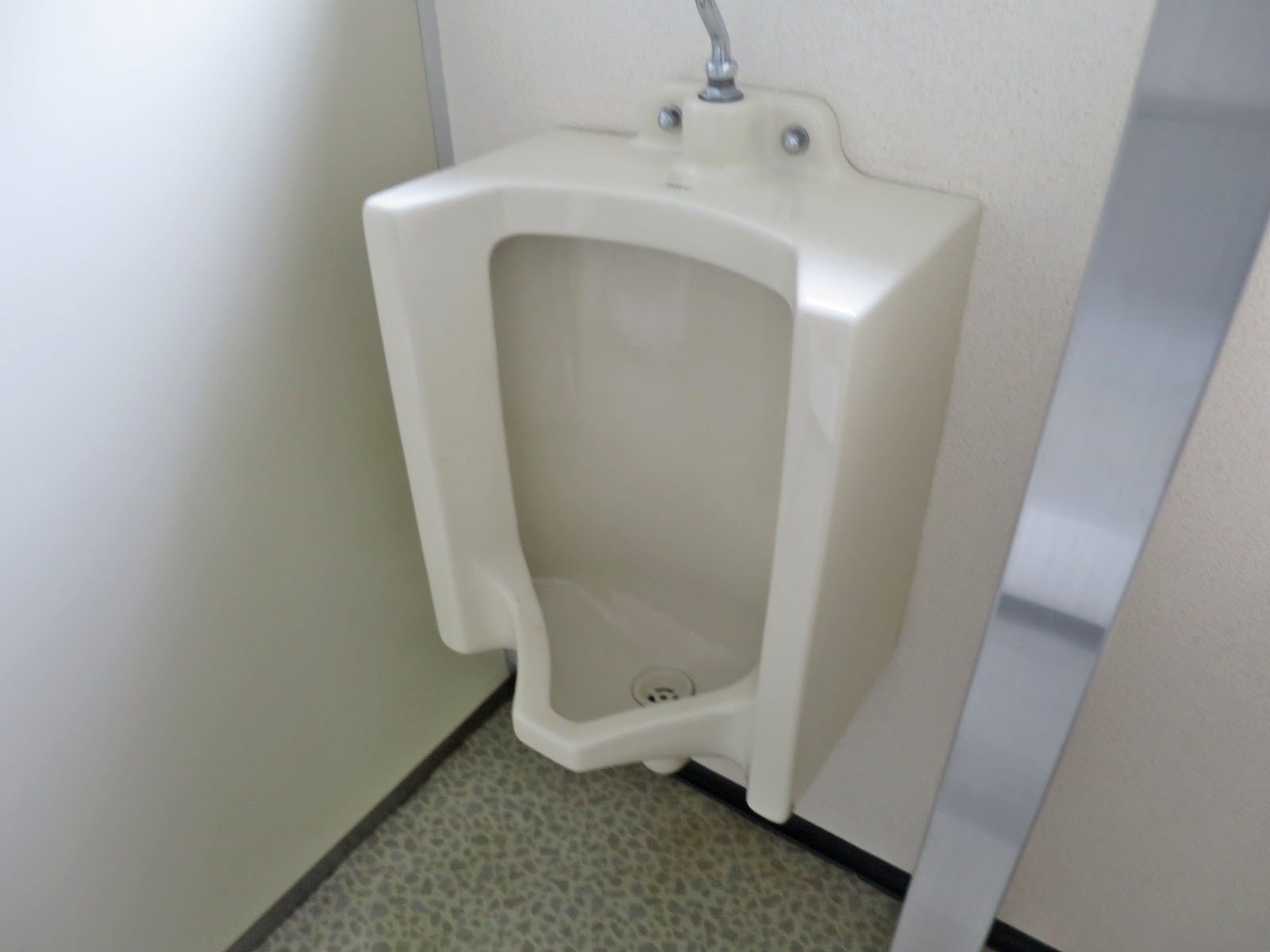 男性用トイレ