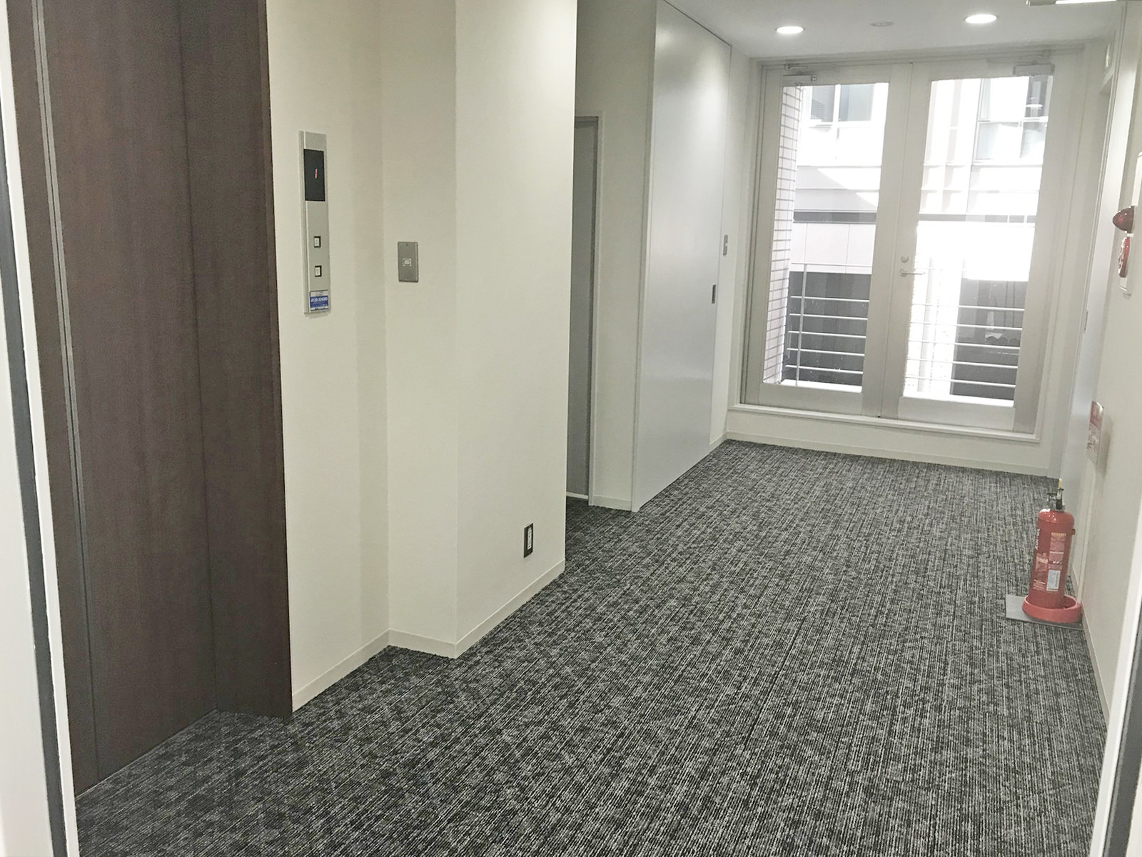 エレベーターホール