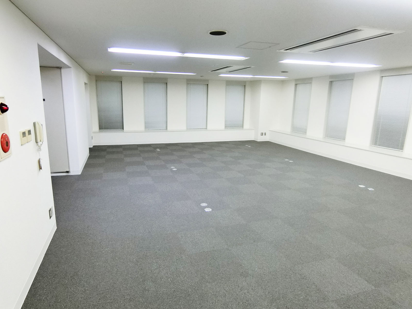 別角度の様子