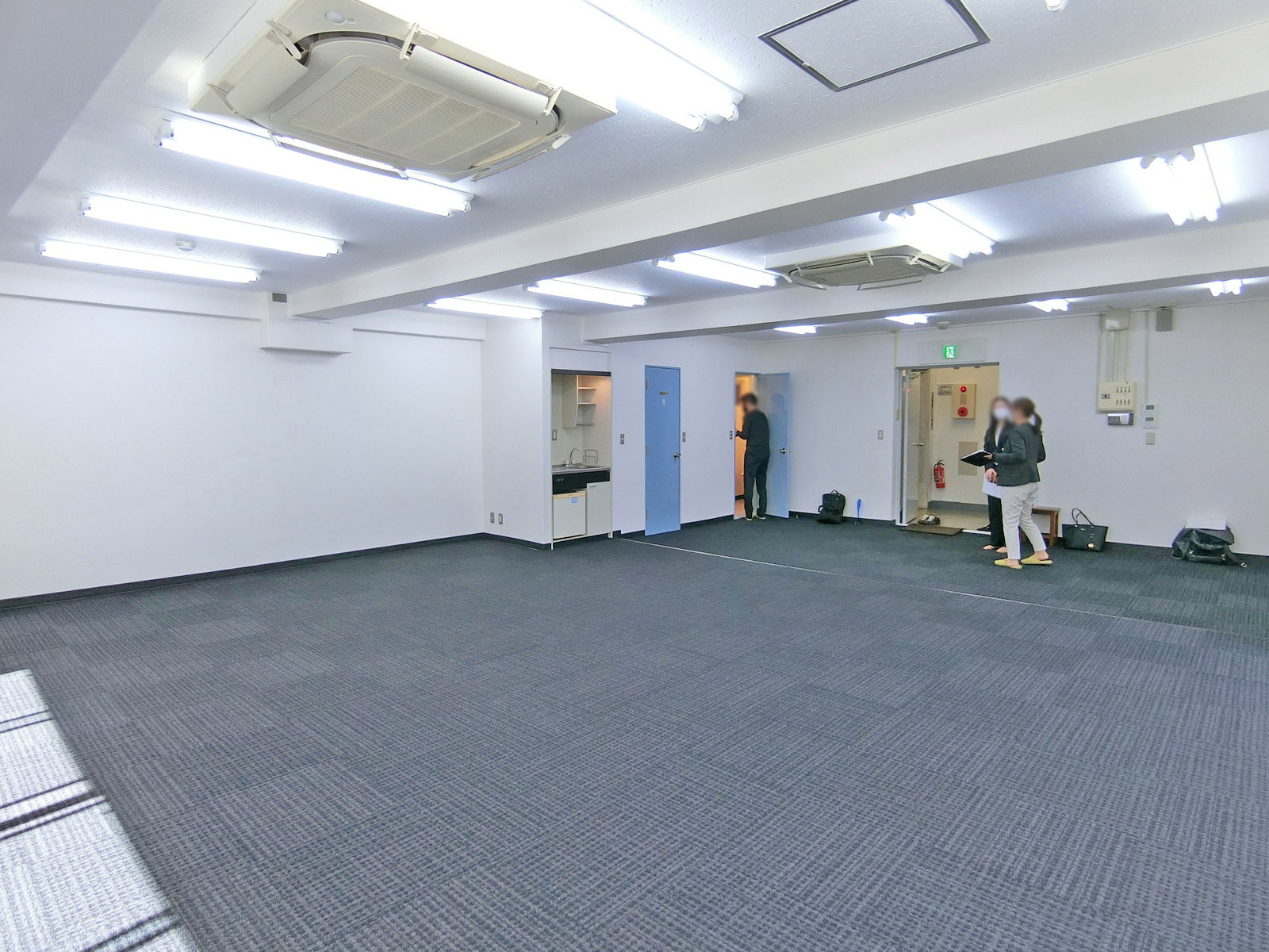 オフィス室内参考画像