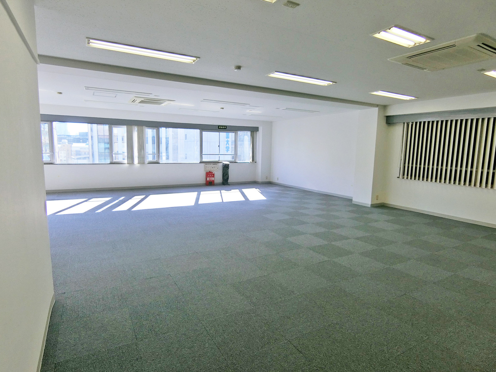 別角度の様子