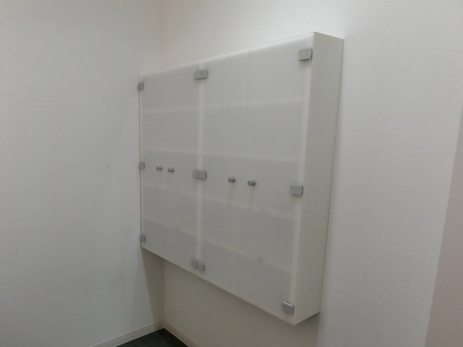 トイレ内の小物入れ