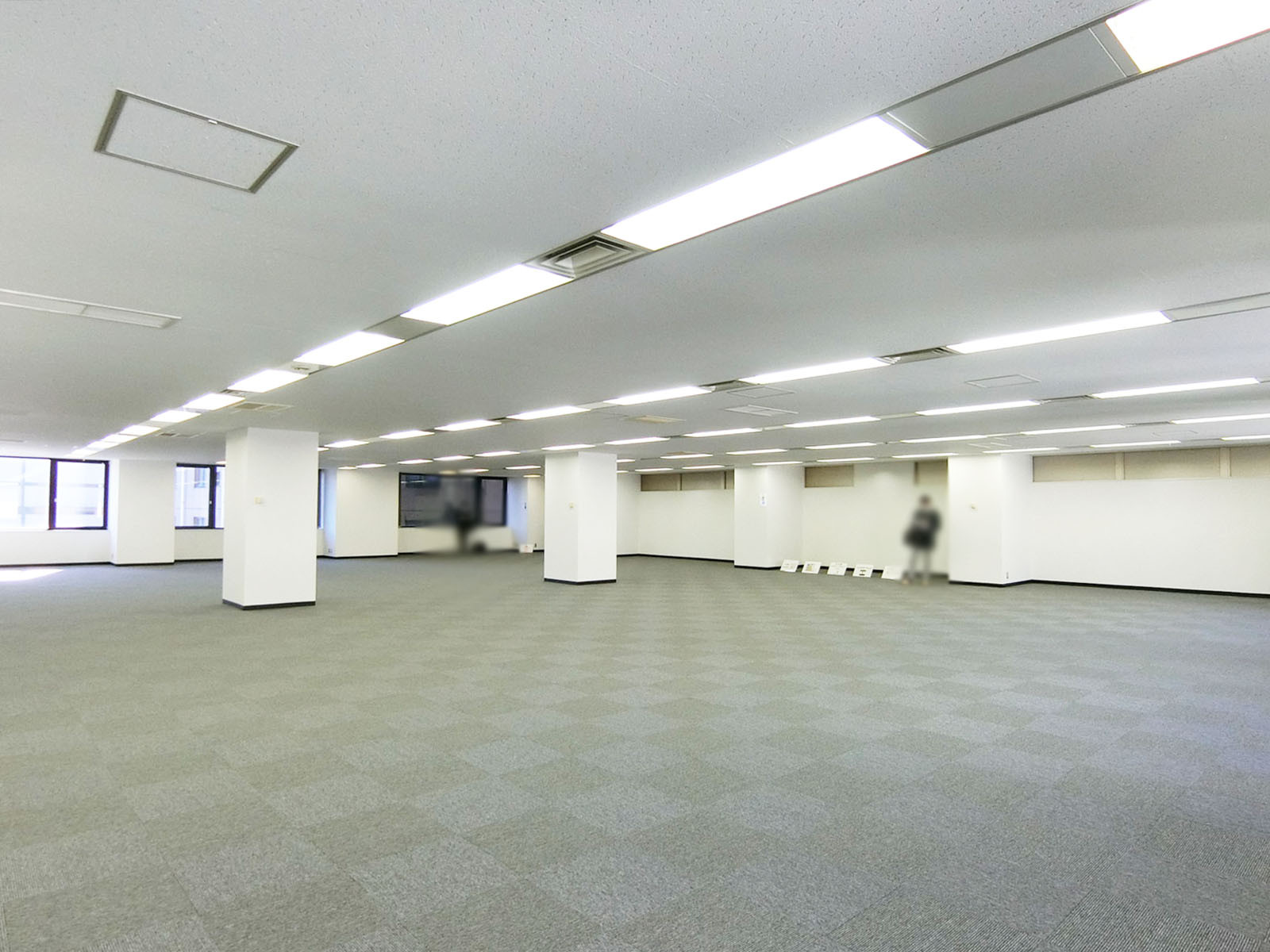 別角度の様子