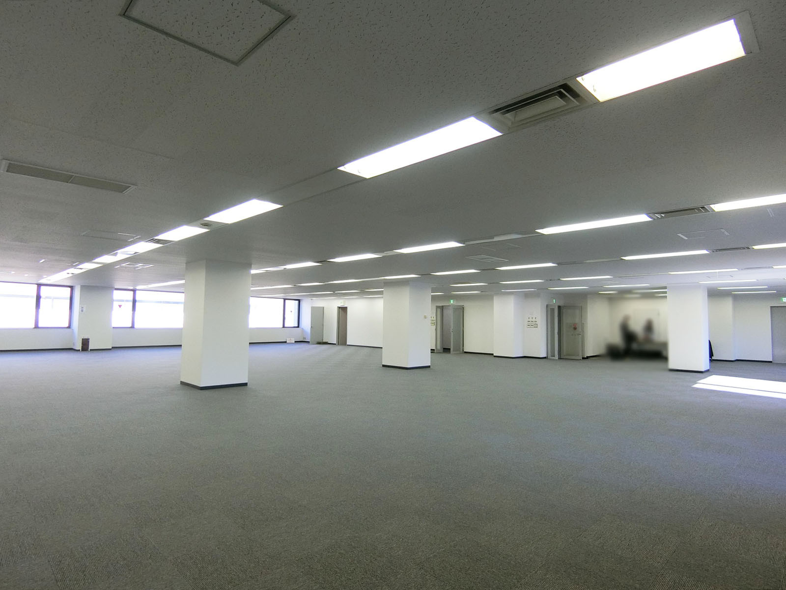 明るい室内