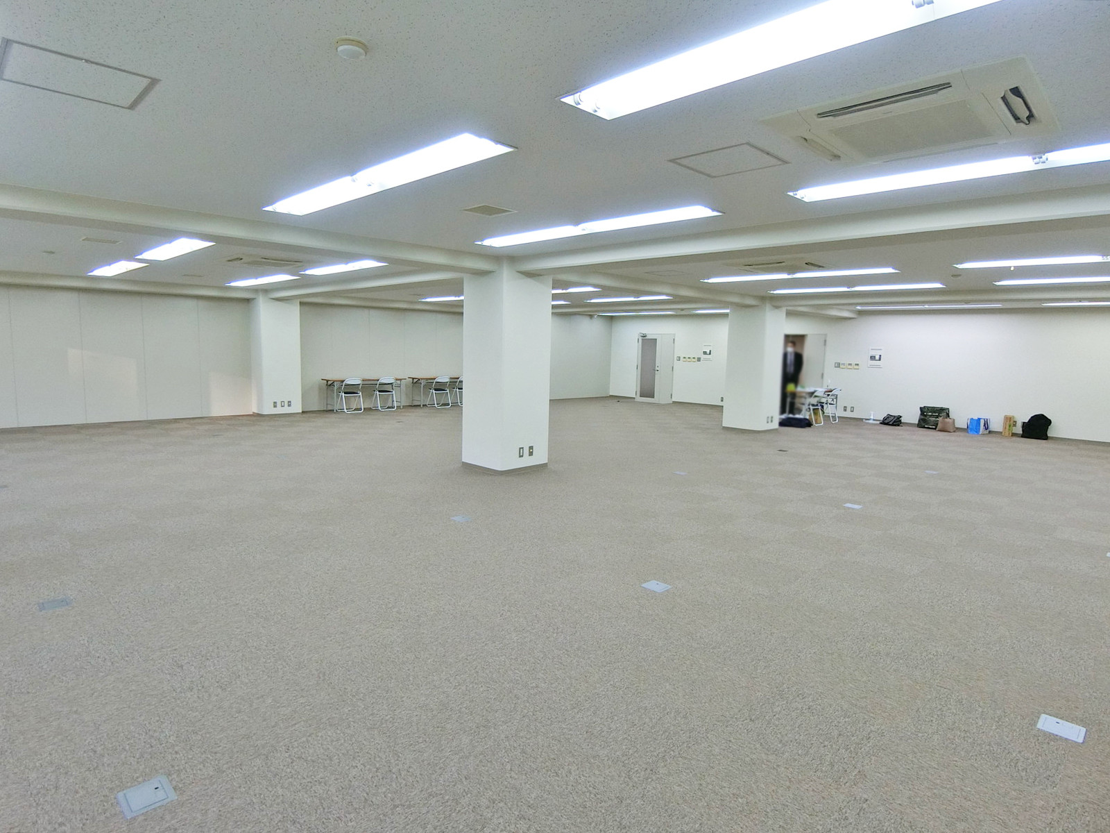 オフィス室内参考画像