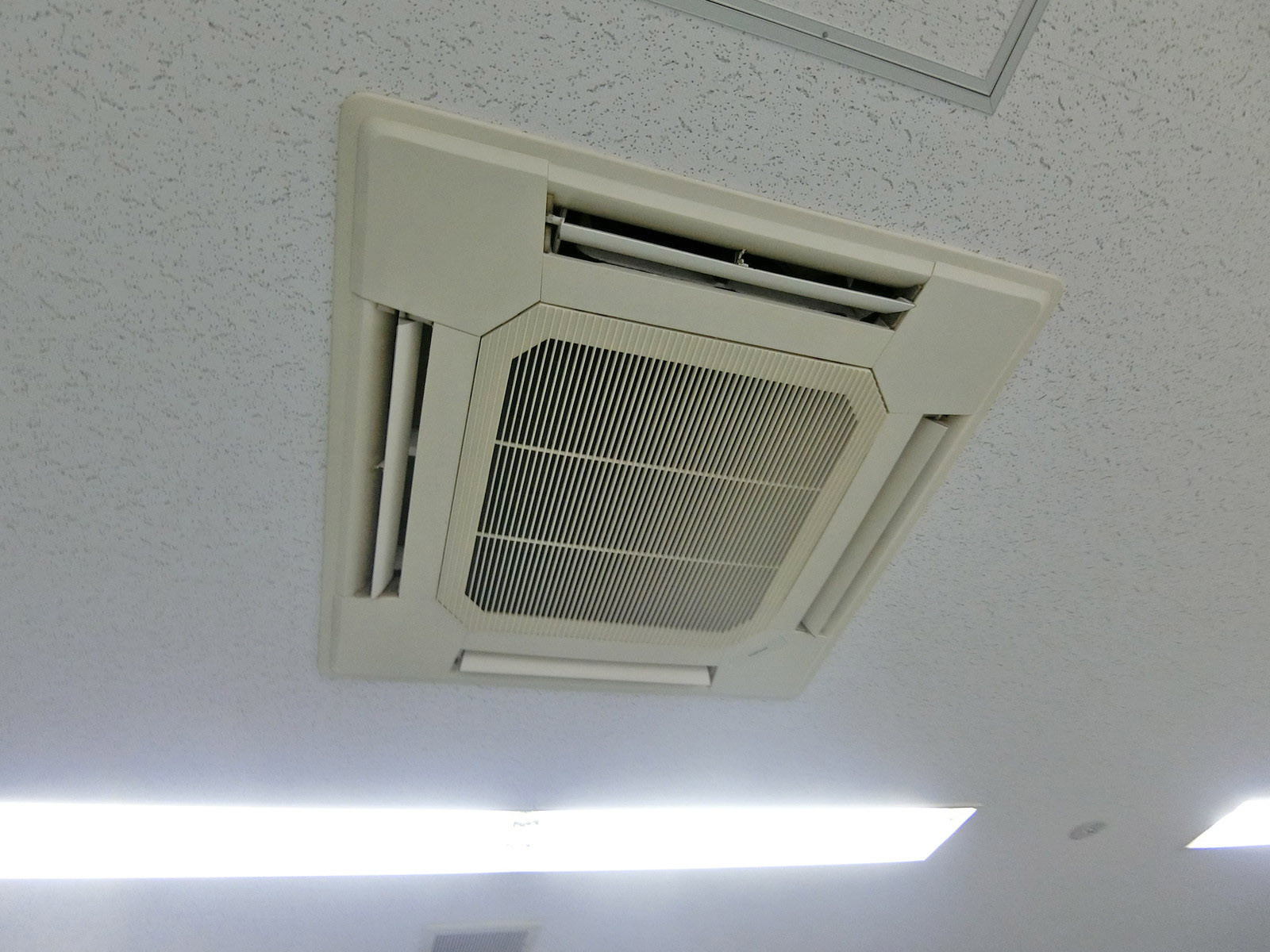 空調