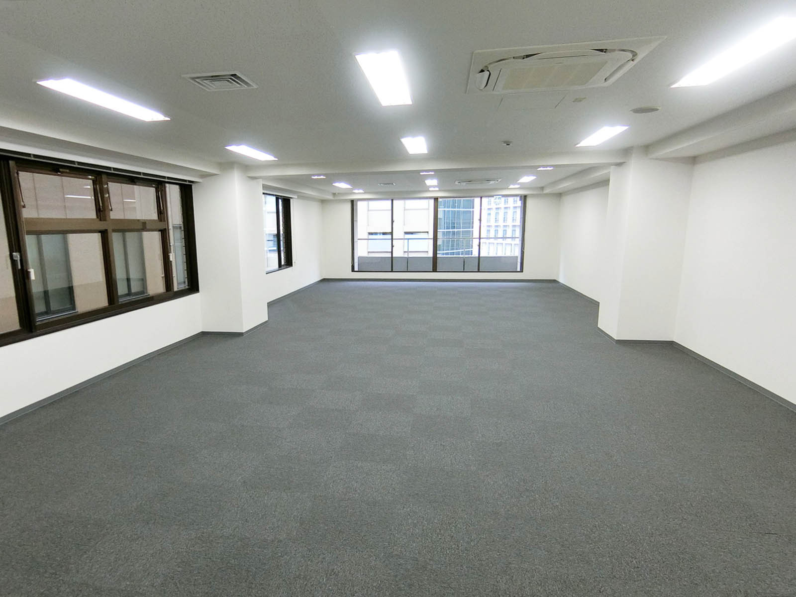 オフィス室内参考画像(6階・約33坪)