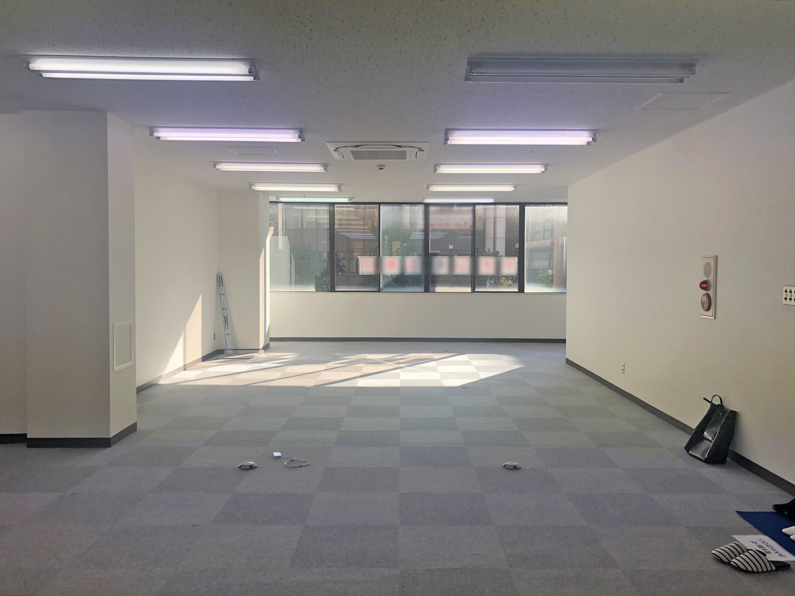 オフィス室内参考画像