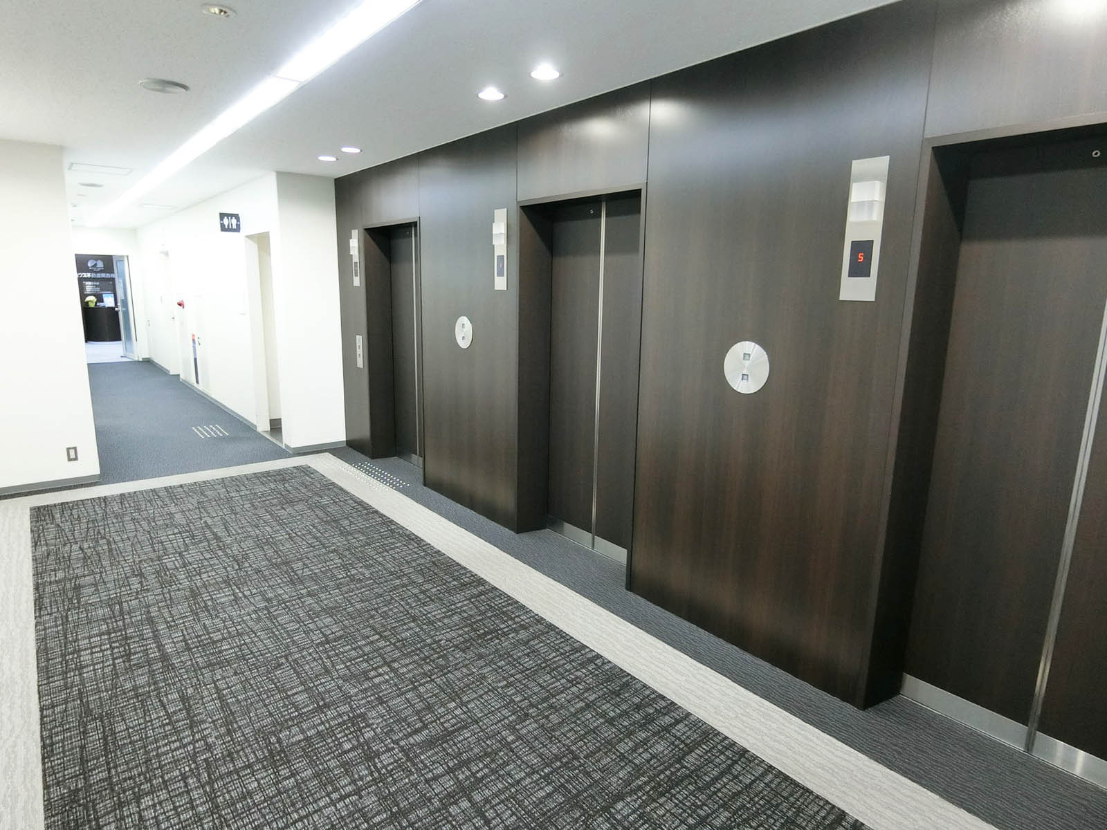 エレベーター