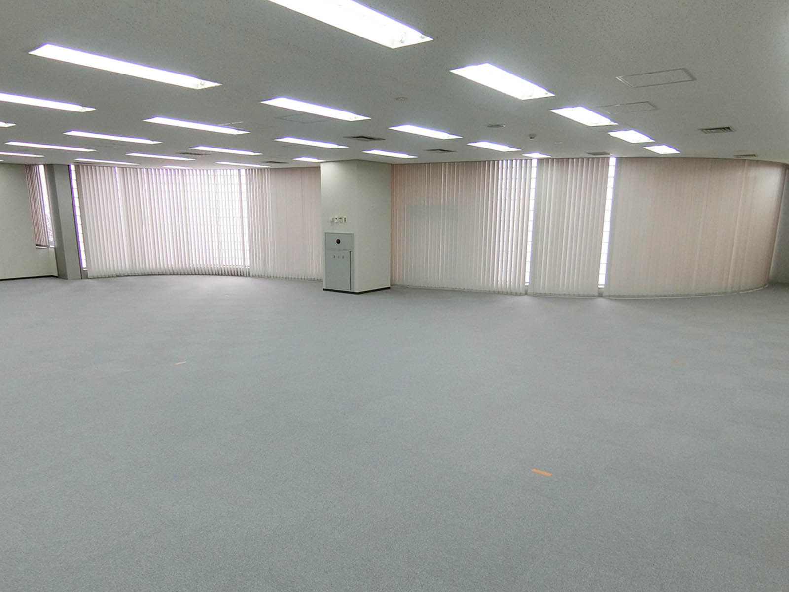 オフィス室内参考画像(3階・約
65坪)