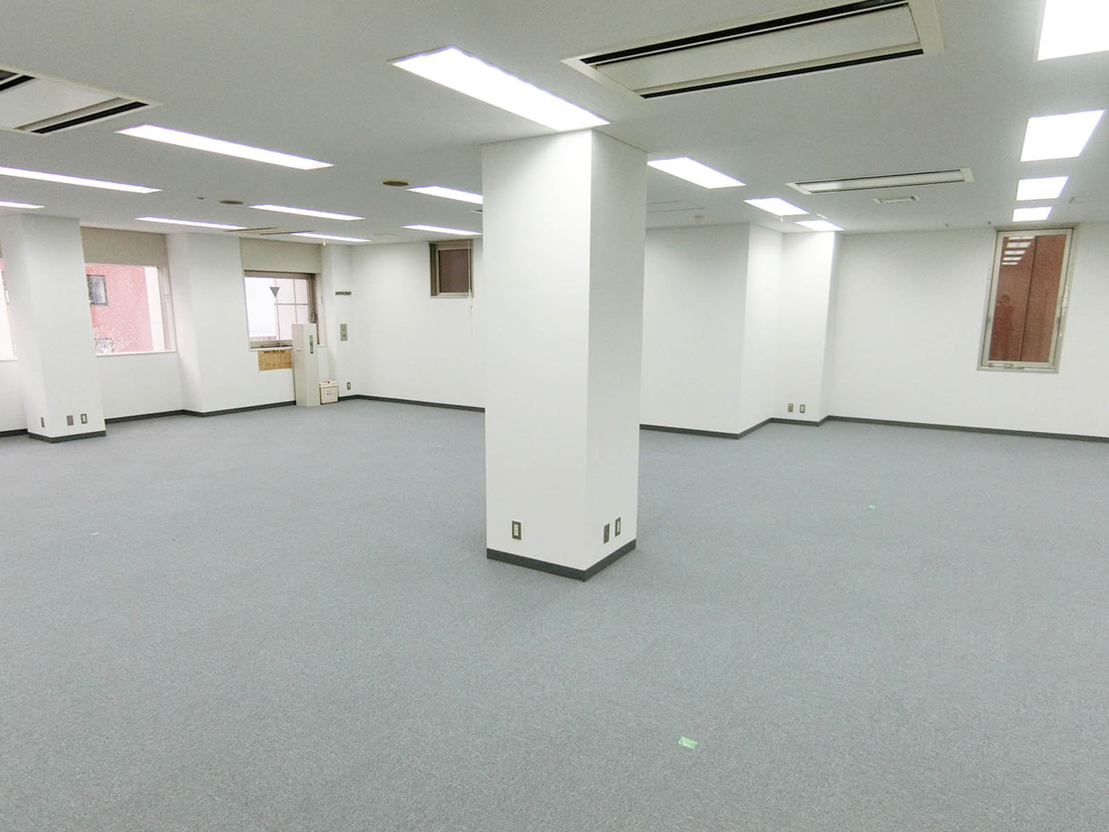 オフィス室内参考画像(3階・約59坪)