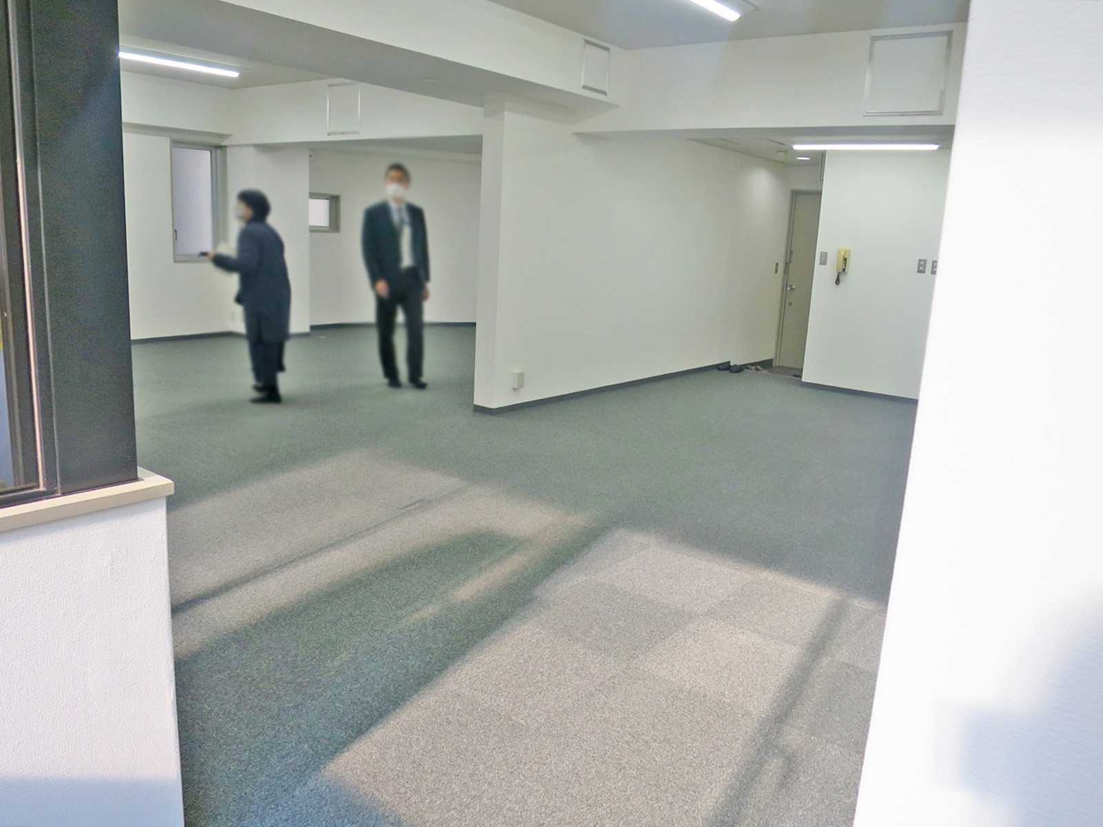 別角度の様子