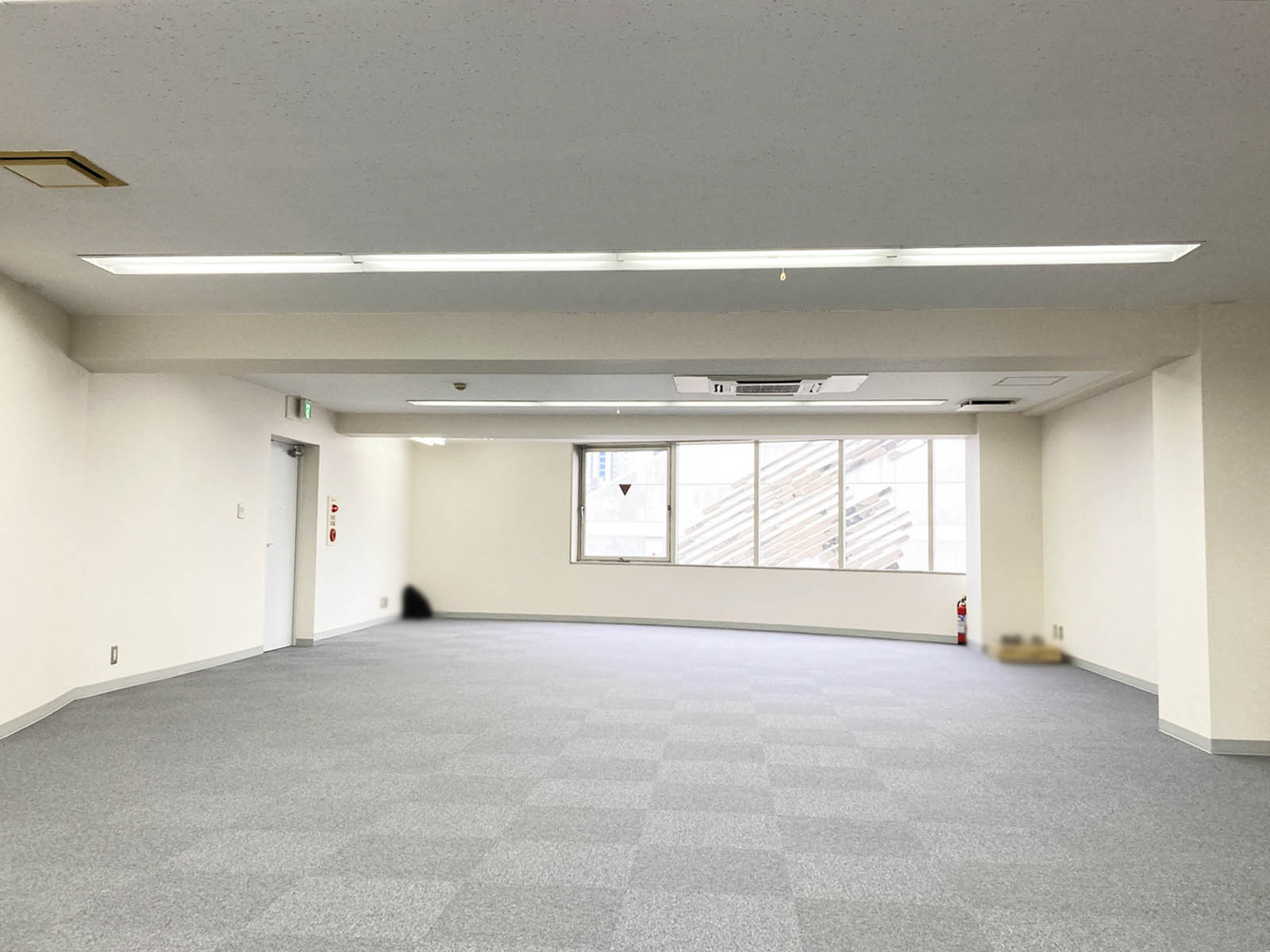 オフィス室内参考画像