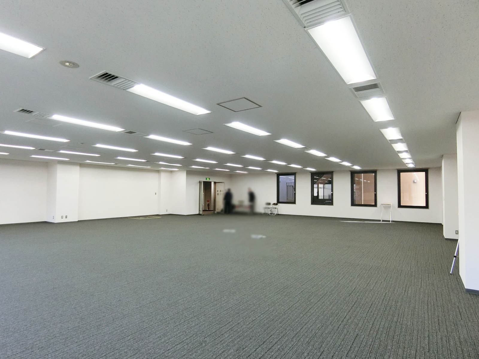 別角度の様子