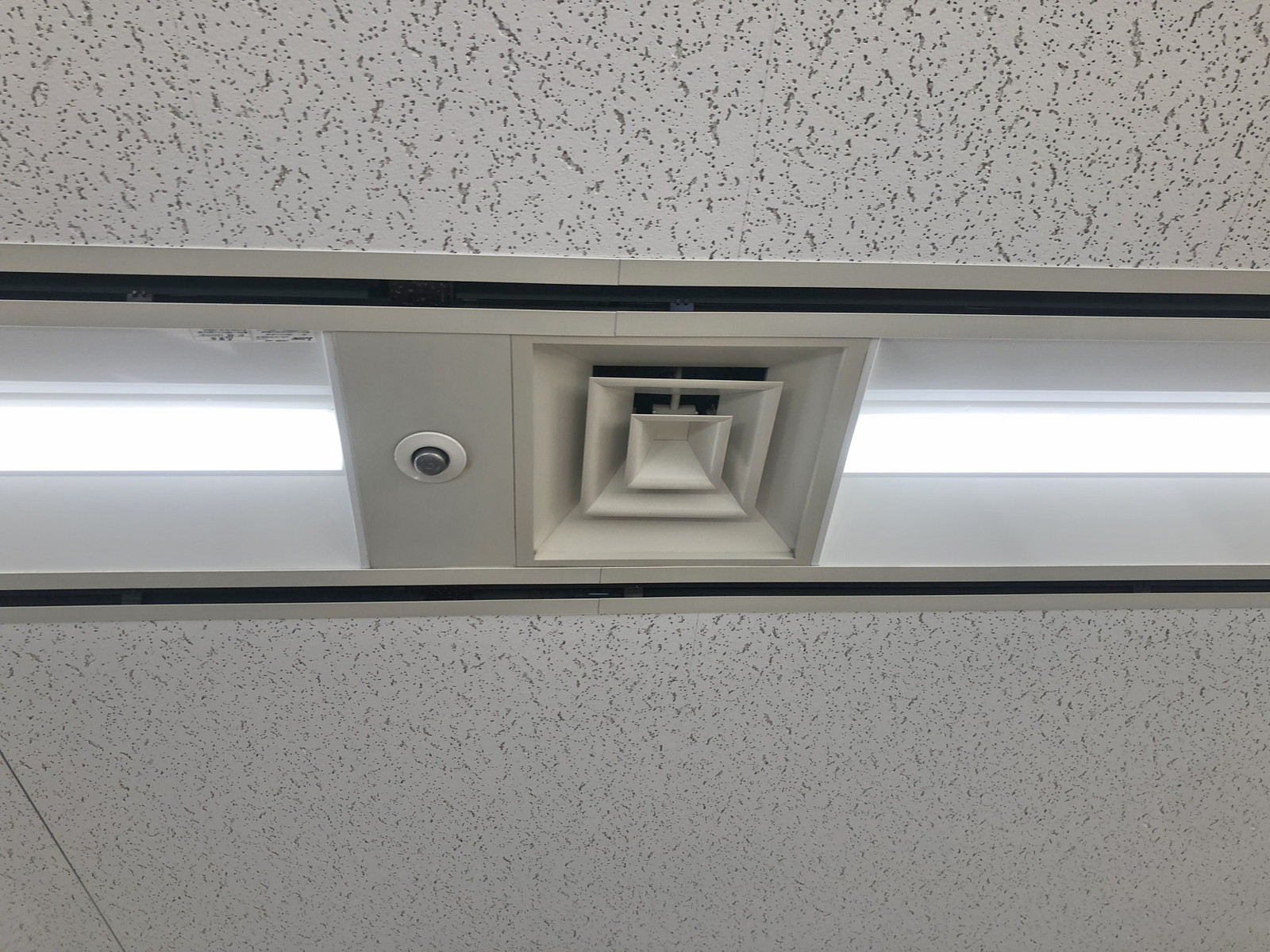 空調吹き出し口