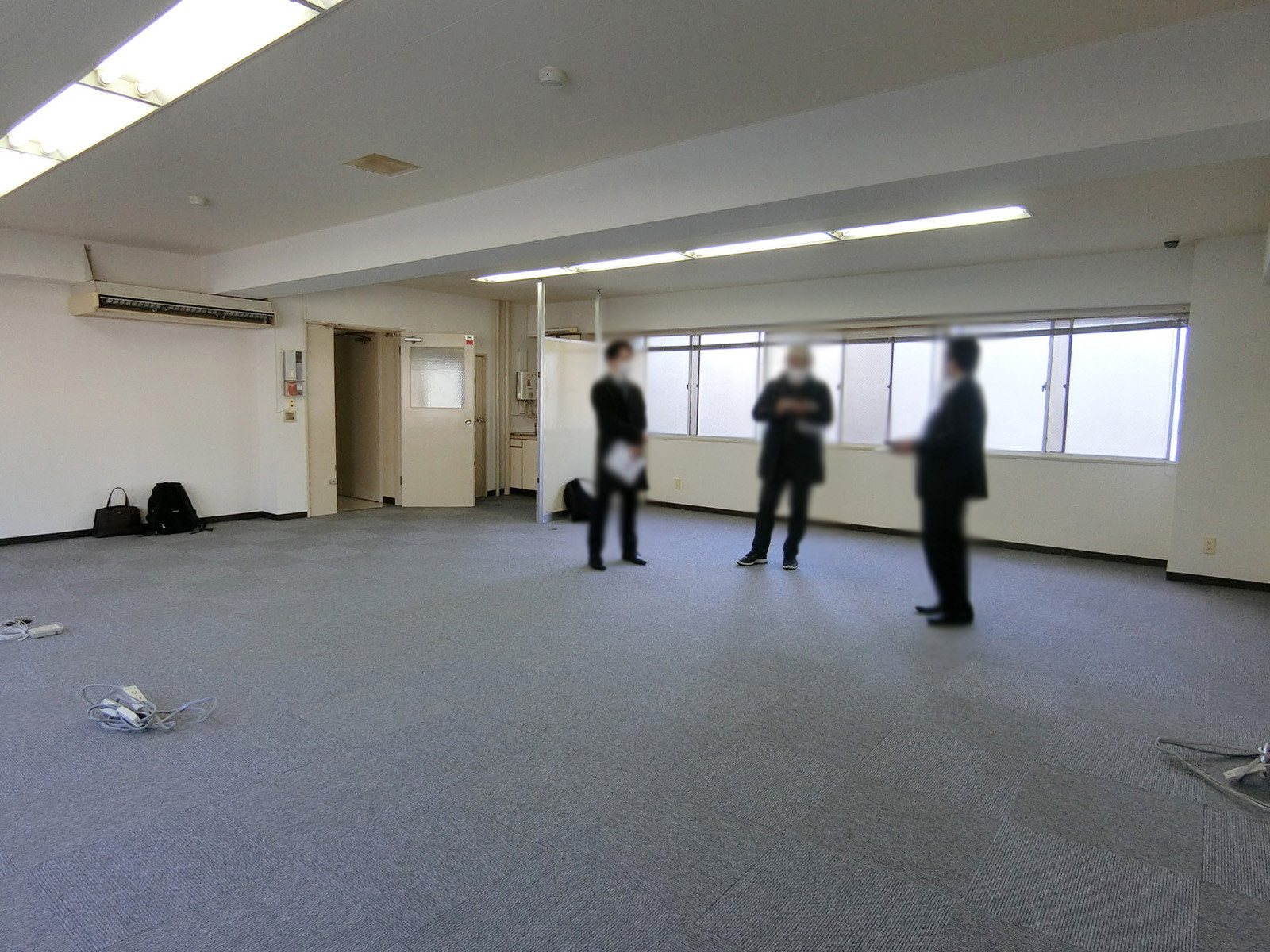 オフィス室内参考画像