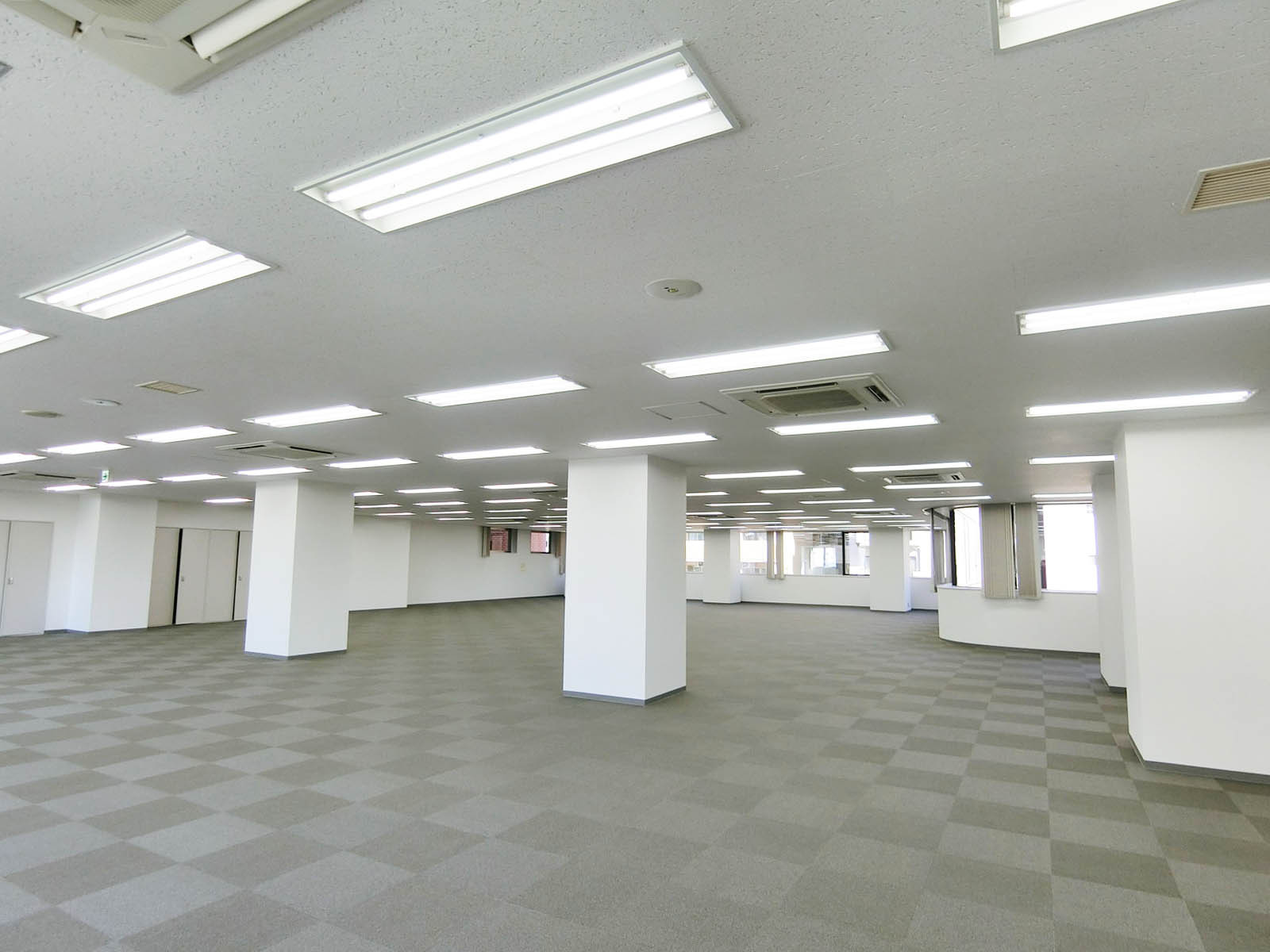 別フロアの様子(4階・約154坪)